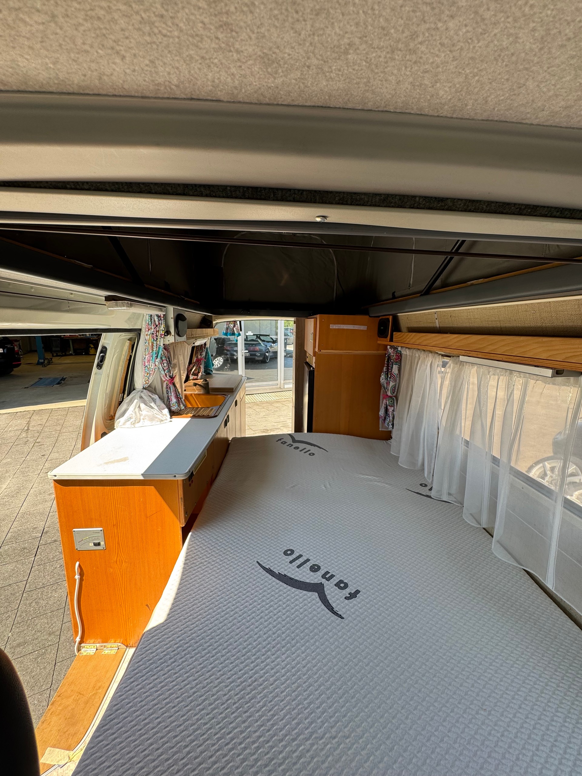 TOYOTA 2.4 CAMPER-image-9