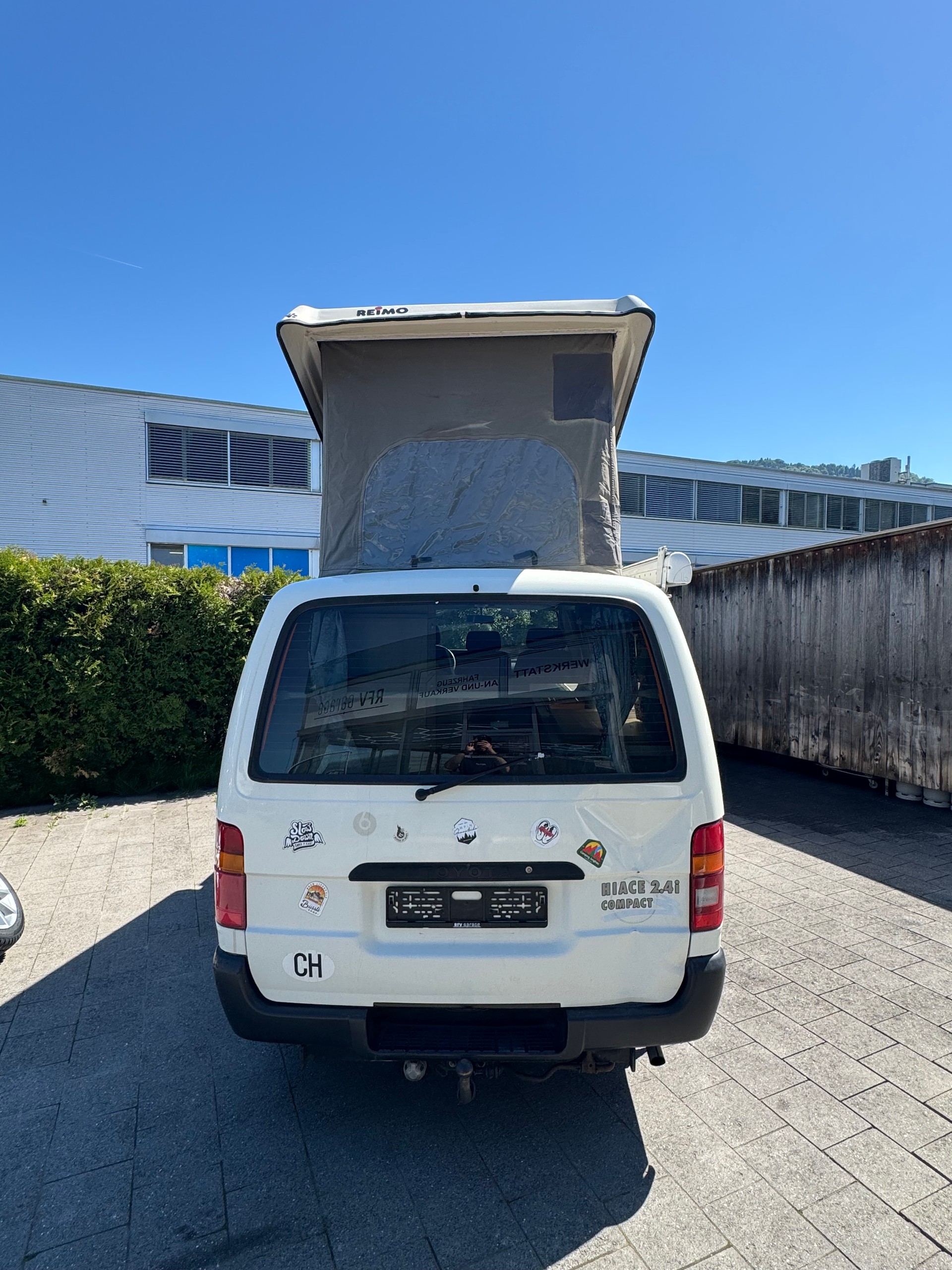 TOYOTA 2.4 CAMPER-image-4