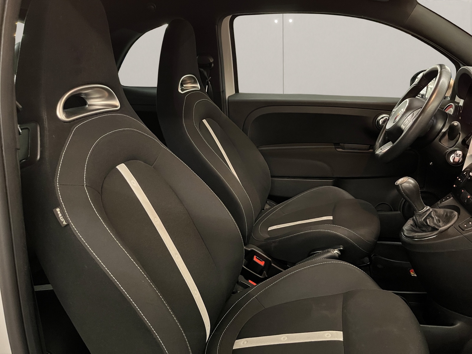 FIAT 595 Abarth 1.4 T-Jet 140-image-13