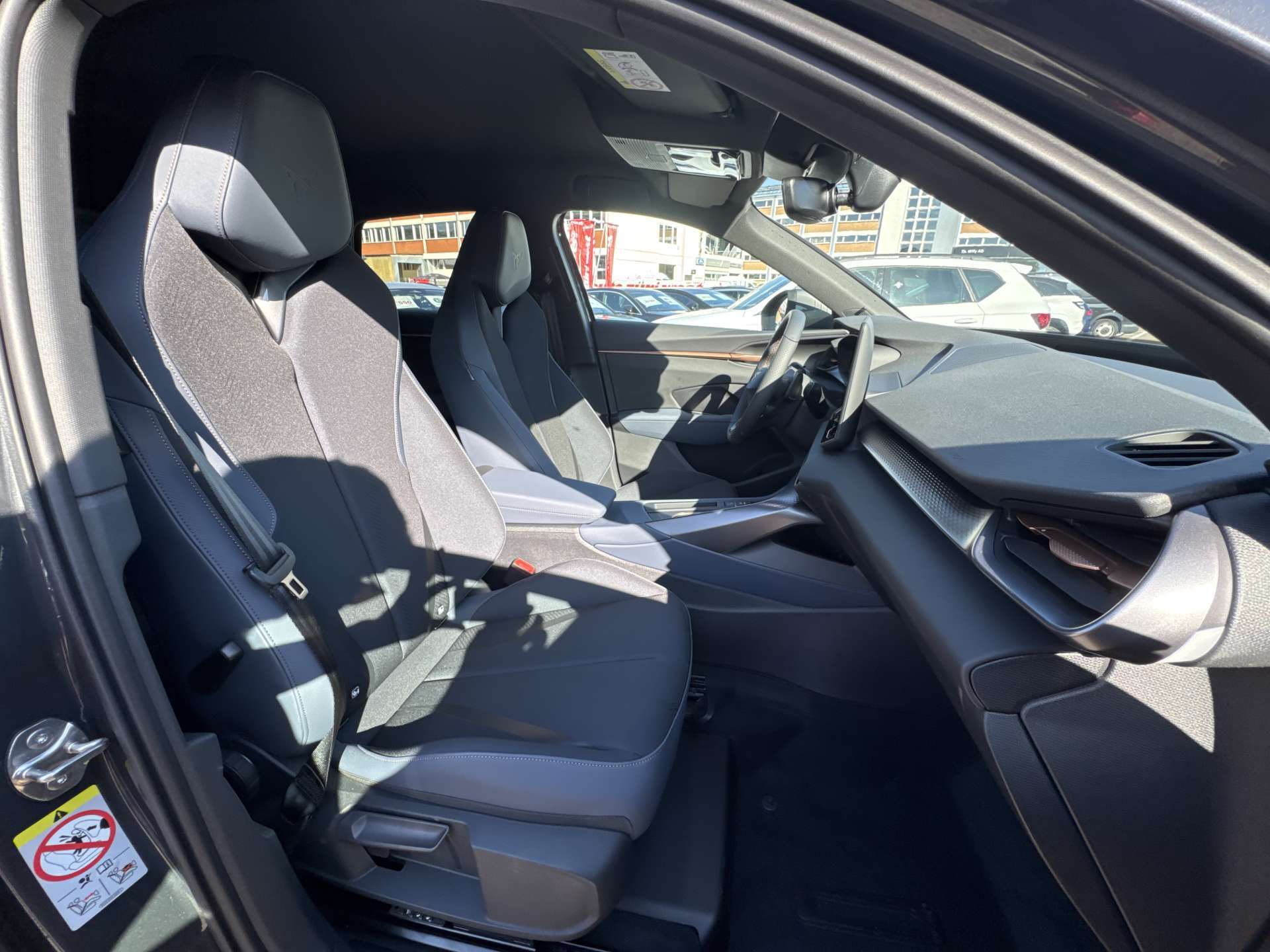 CUPRA Terramar 1.5 eTSi DSG-Automat-image-12