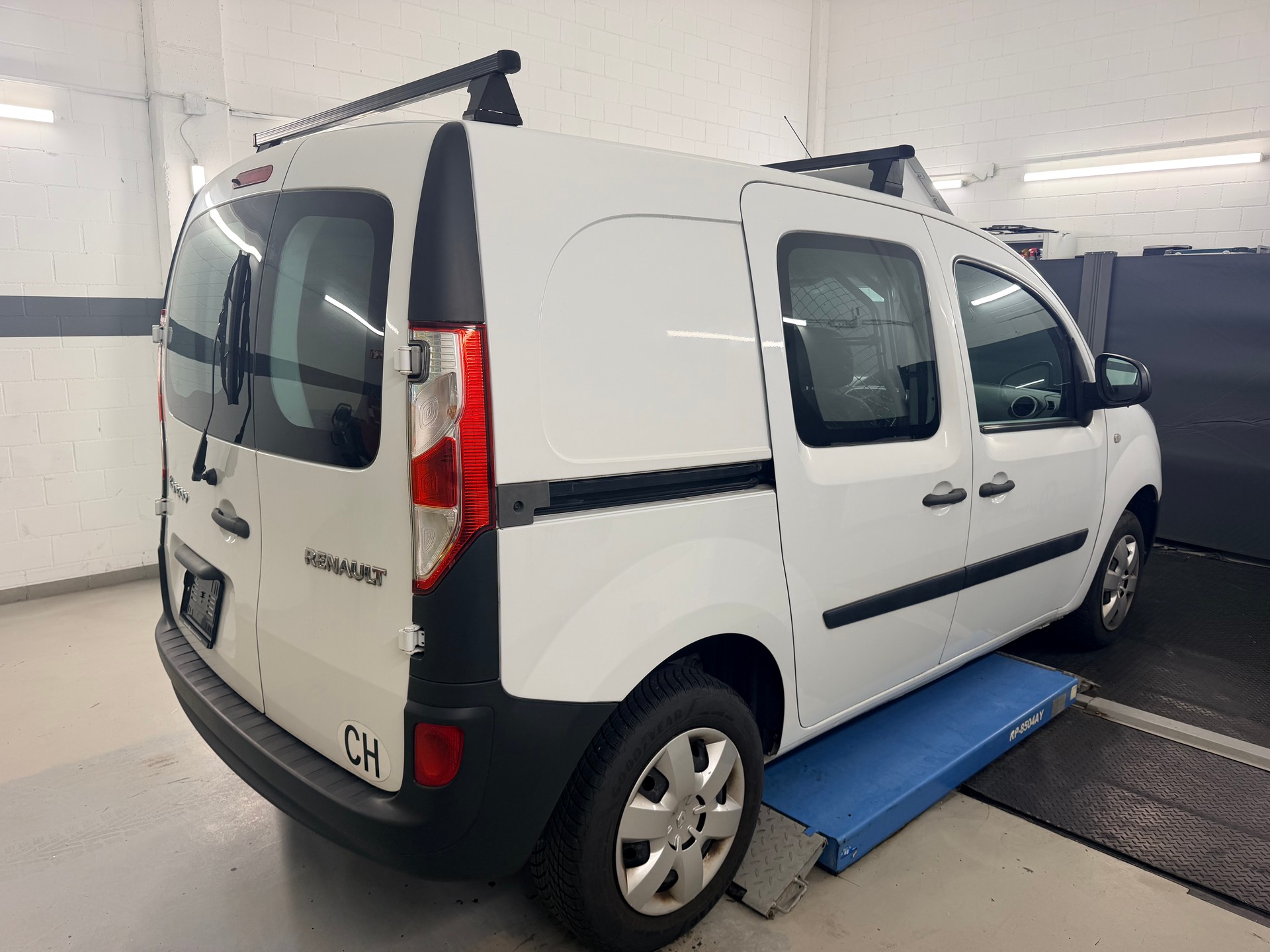 RENAULT Kangoo Medium TCe 115 ENERGY Business-image-3