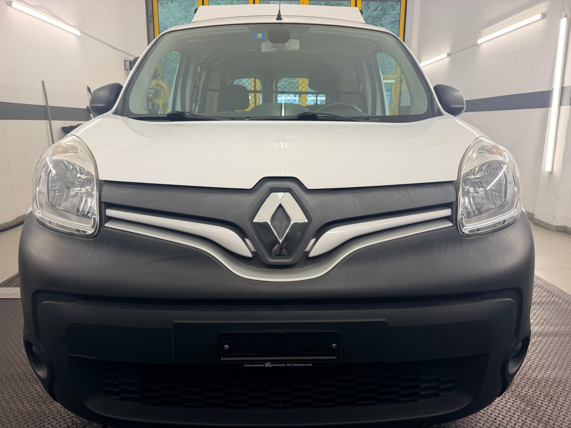RENAULT Kangoo Medium TCe 115 ENERGY Business-image-1