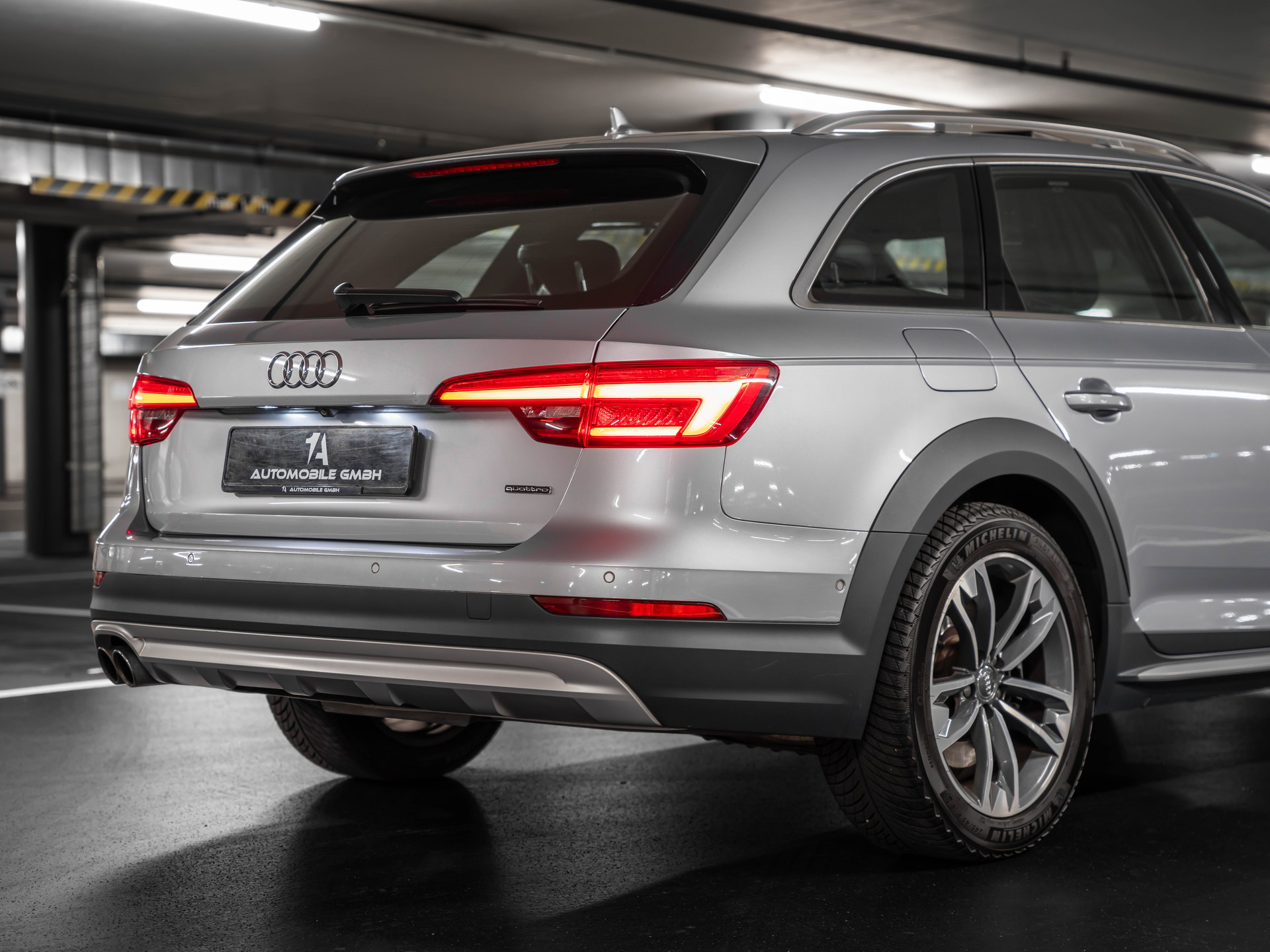 AUDI A4 allroad 3.0 TDI quattro tiptronic-image-8