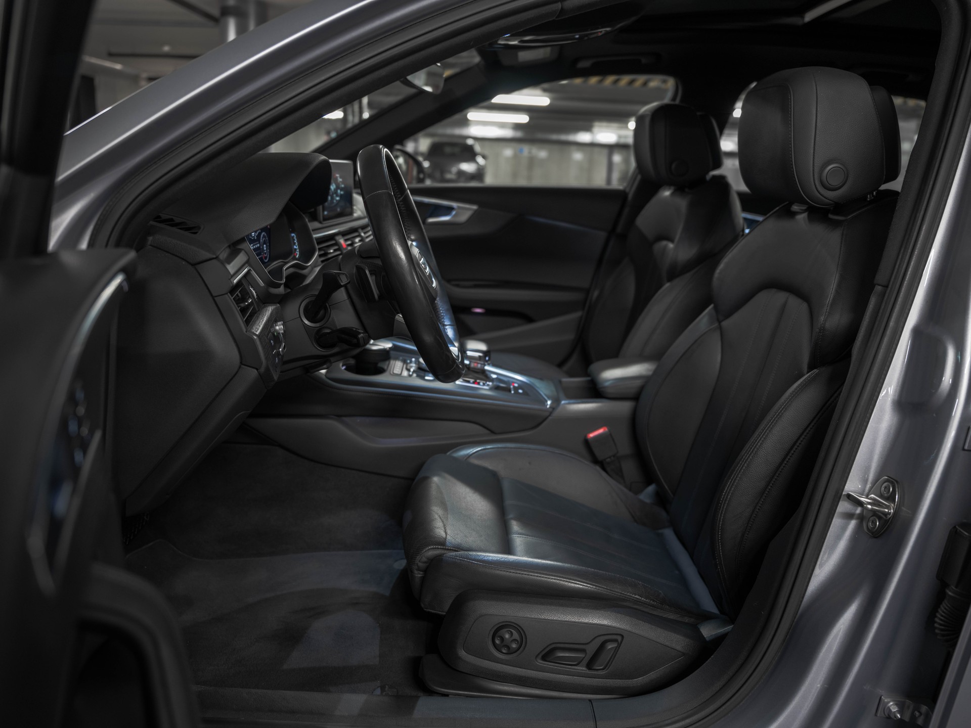 AUDI A4 allroad 3.0 TDI quattro tiptronic-image-25
