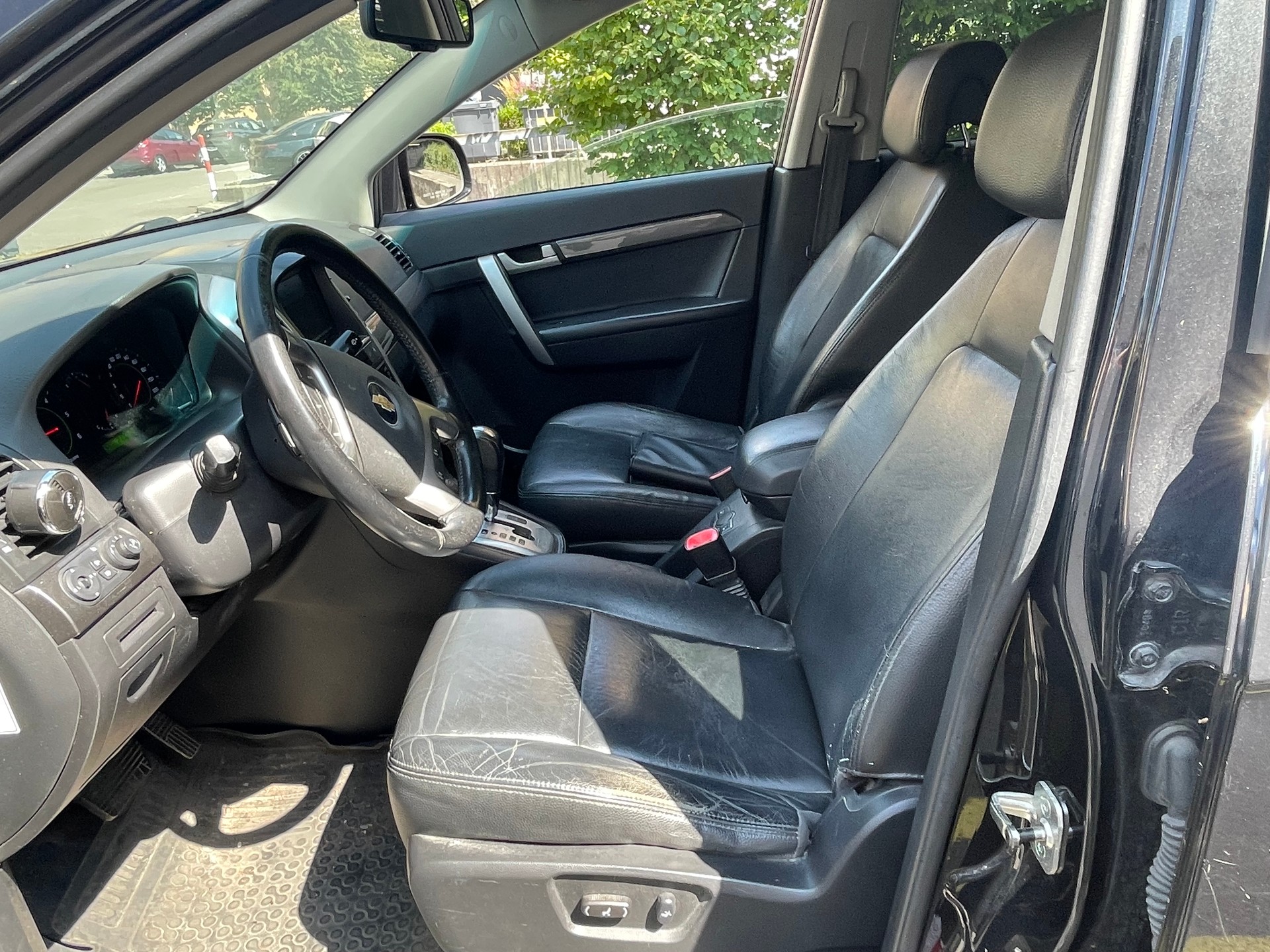 CHEVROLET Captiva 2.0 VCDi 100 Edition 4WD Automatic-image-7