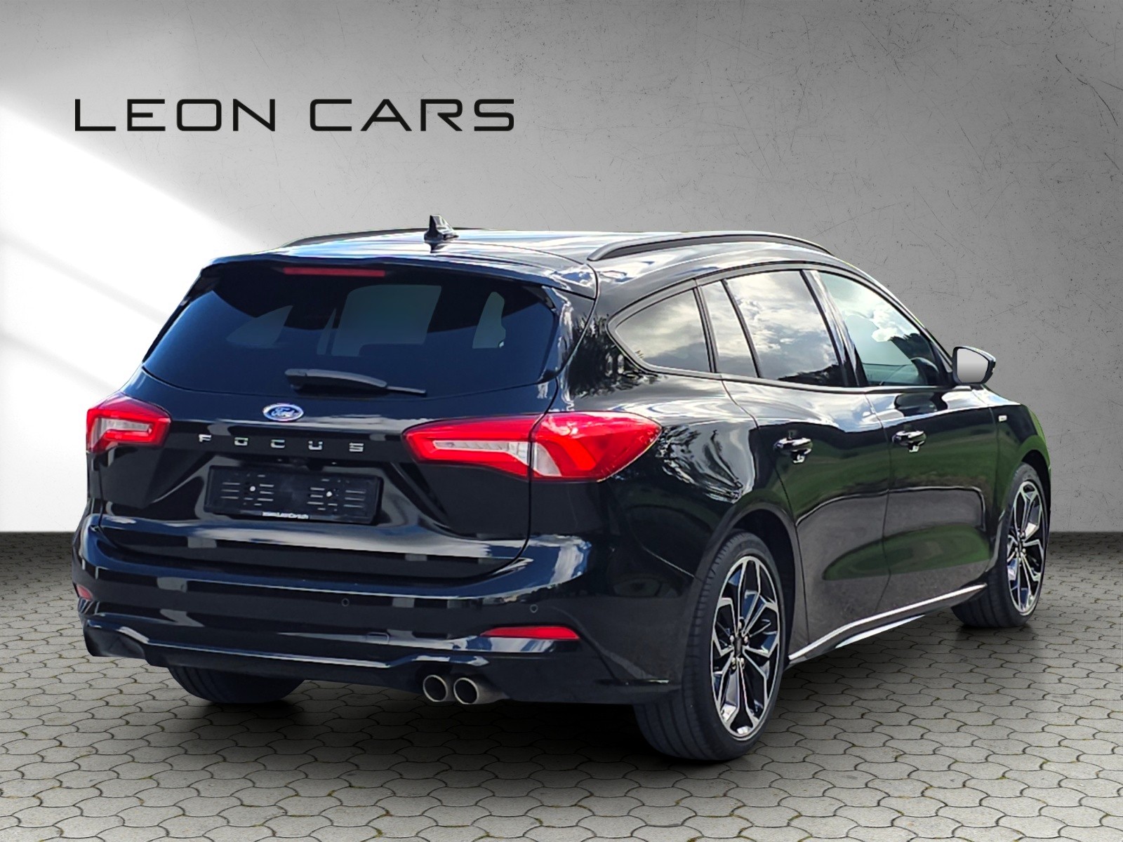 FORD Focus 1.5 SCTi ST Line X Automatic-image-4