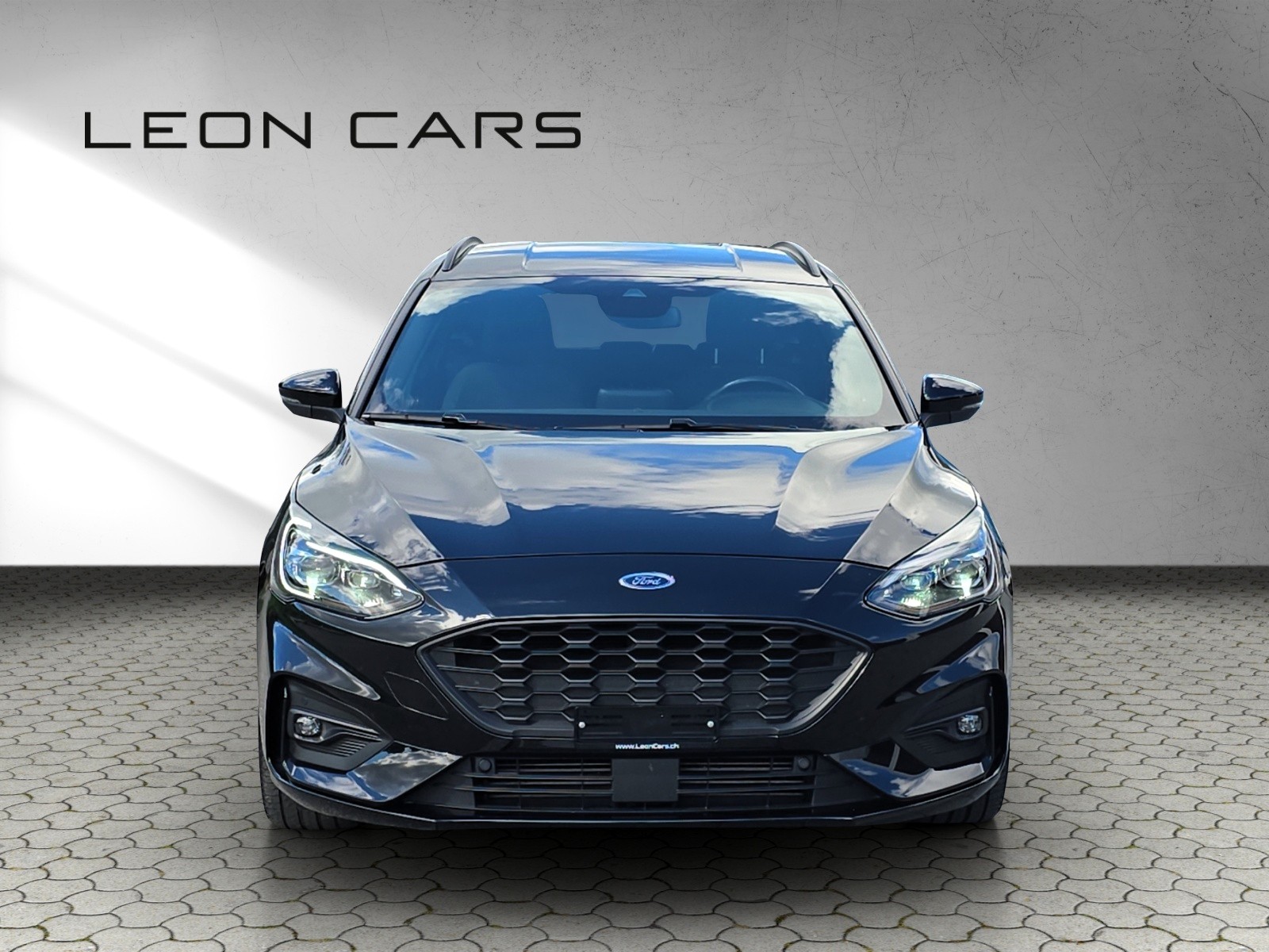 FORD Focus 1.5 SCTi ST Line X Automatic-image-1