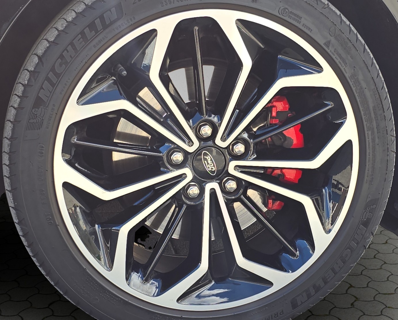 FORD Focus 1.5 SCTi ST Line X Automatic-image-8