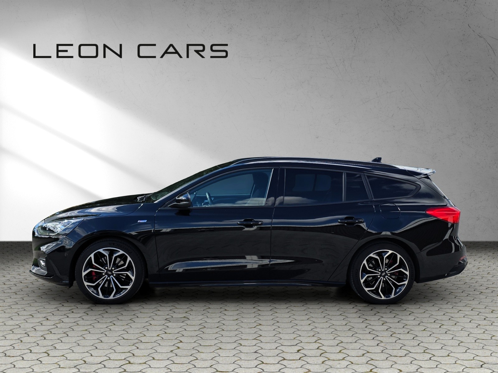 FORD Focus 1.5 SCTi ST Line X Automatic-image-7