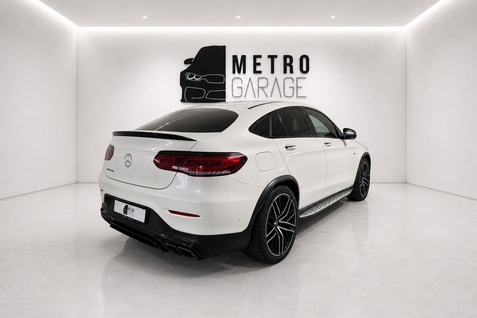 MERCEDES-BENZ GLC Coupé 43 AMG 4Matic 9G-Tronic-image-4