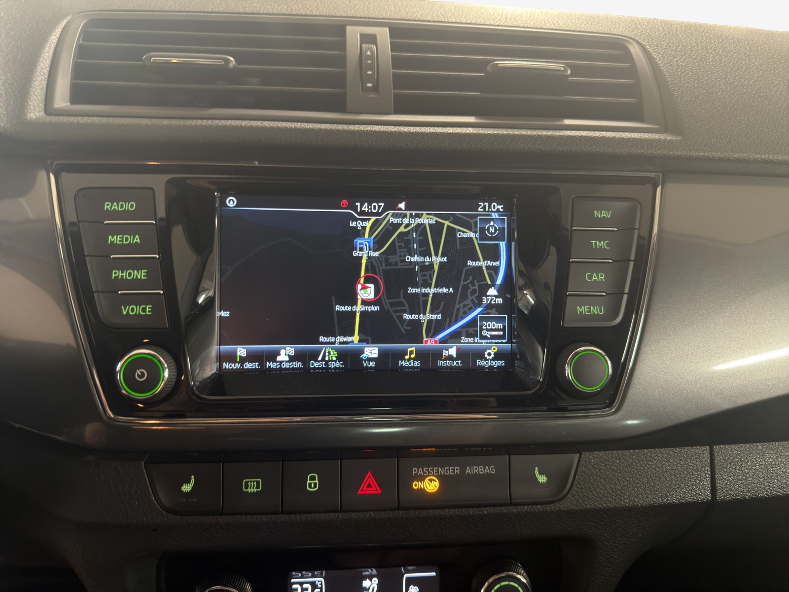 SKODA Fabia Combi 1.0 TSI Clever DSG-image-13