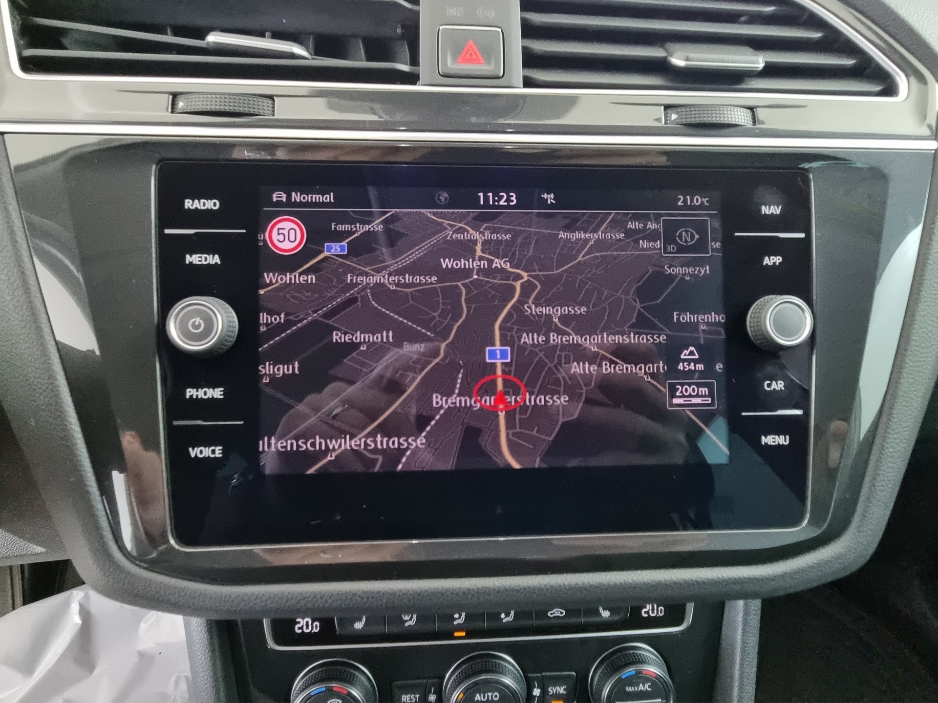 VW Tiguan 1.4 TSI Comfortline DSG-image-12