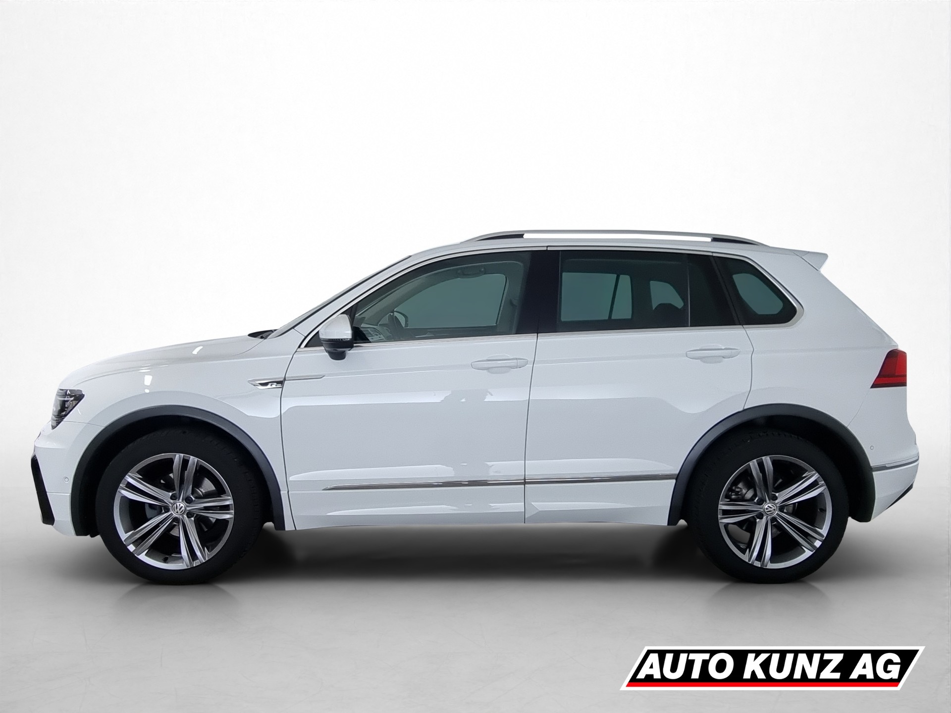 VW Tiguan 1.4 TSI Comfortline DSG-image-2