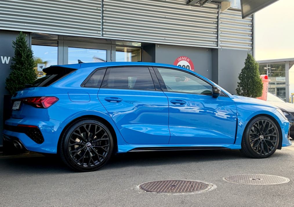 AUDI RS3 Sportback 2.5 TSi quattro-image-2