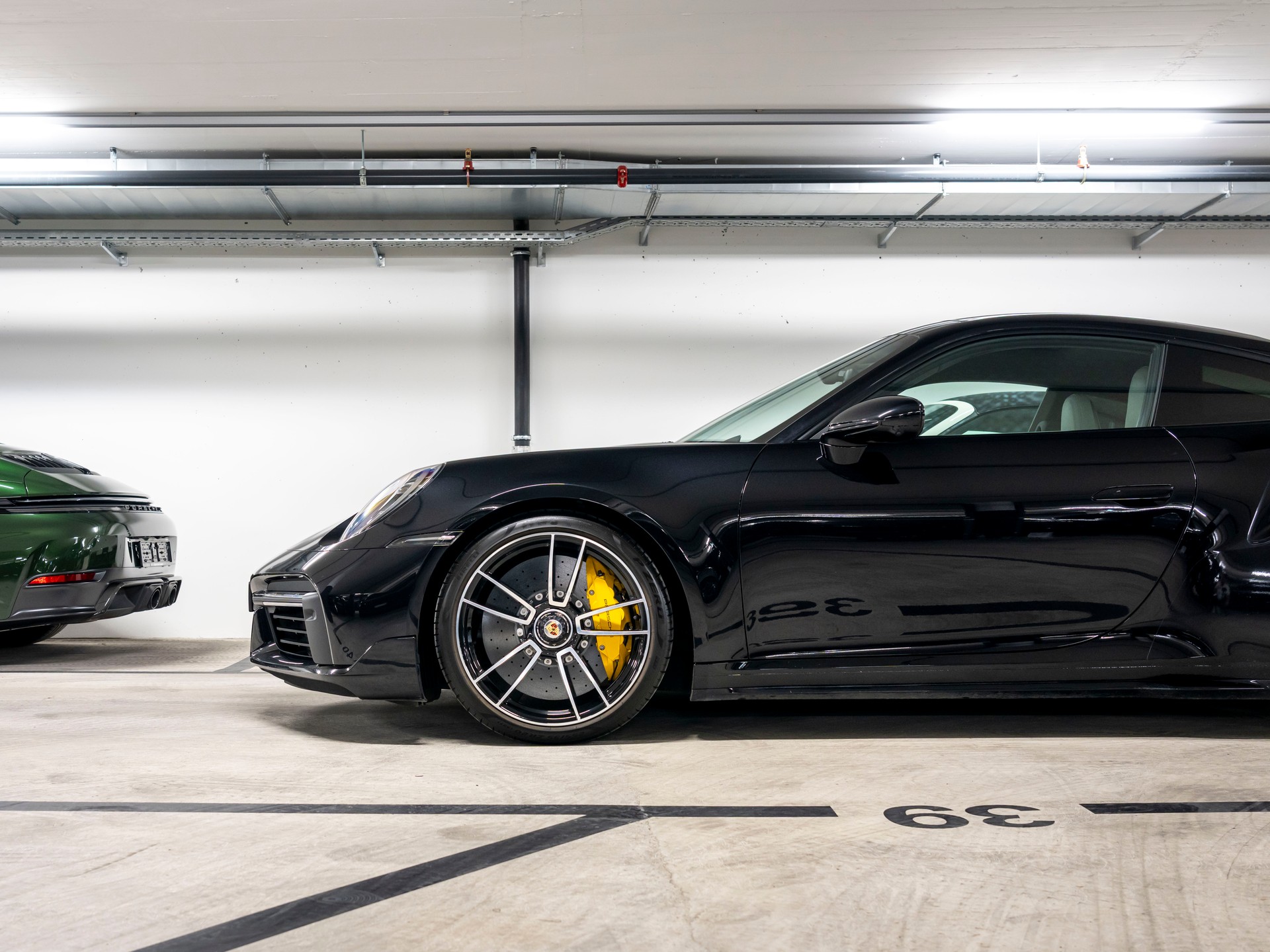 PORSCHE 911 Turbo S PDK-image-5