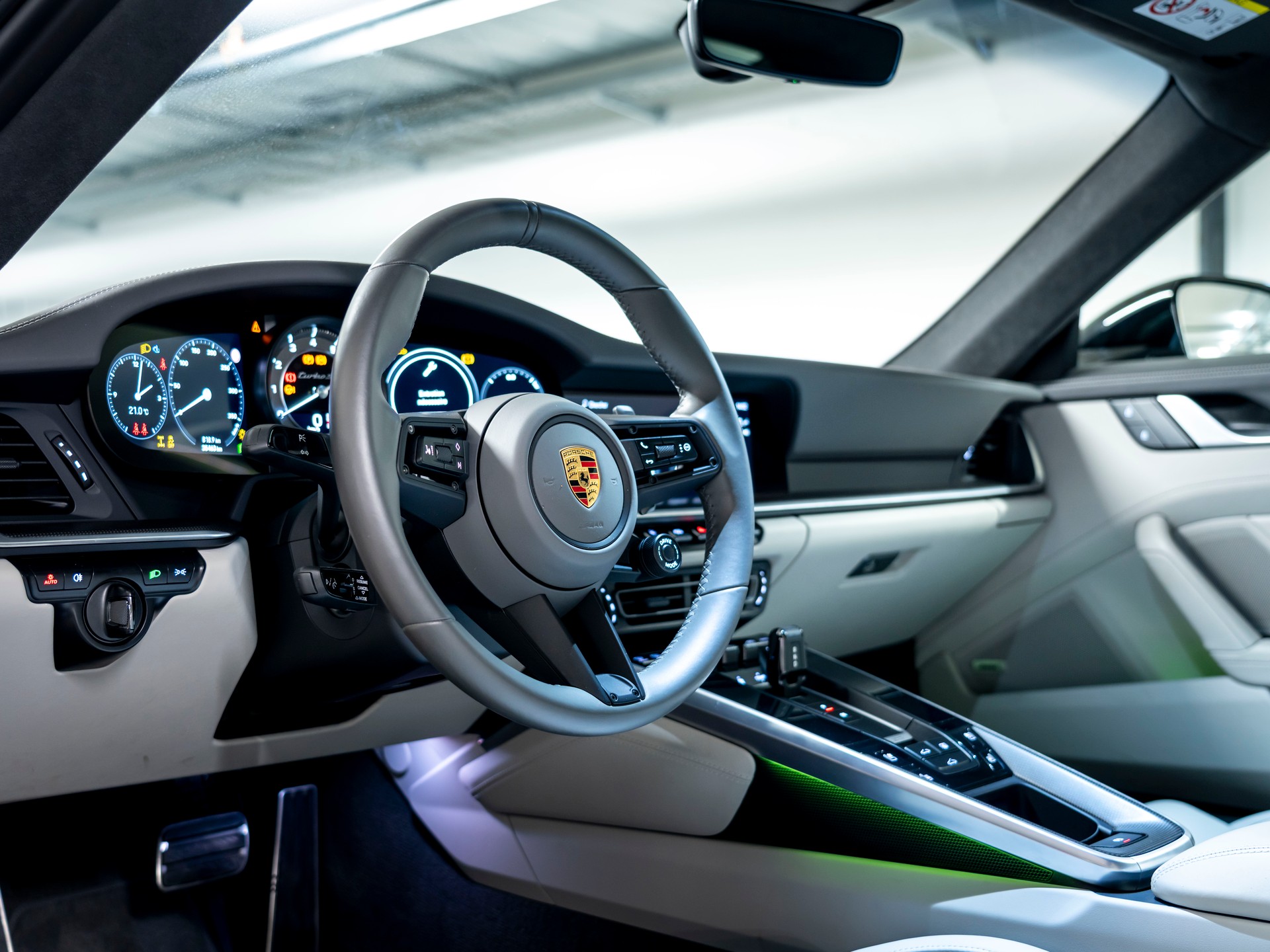 PORSCHE 911 Turbo S PDK-image-14