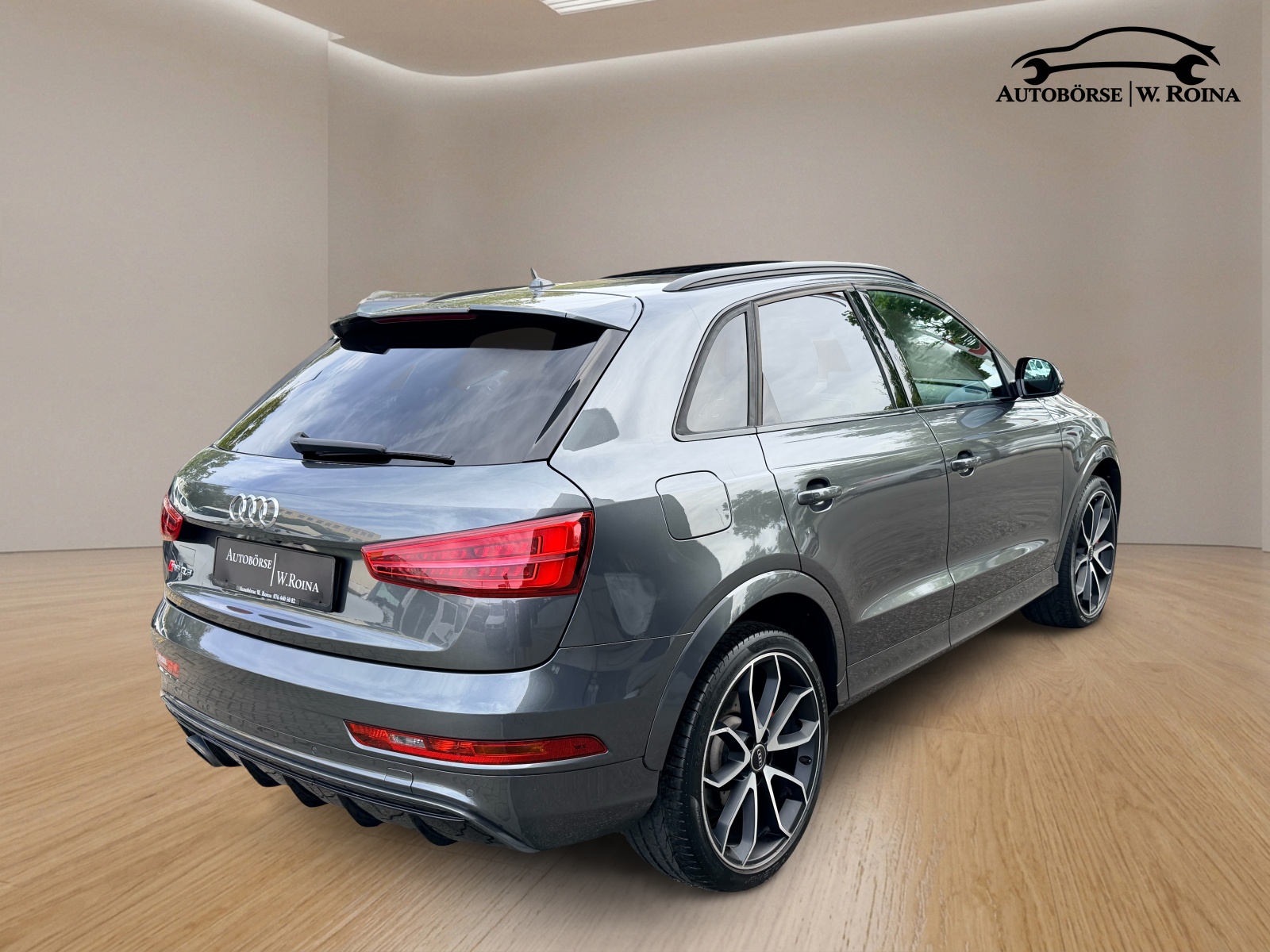 AUDI RS Q3 2.5 TFSI performance quattro S-tronic-image-2
