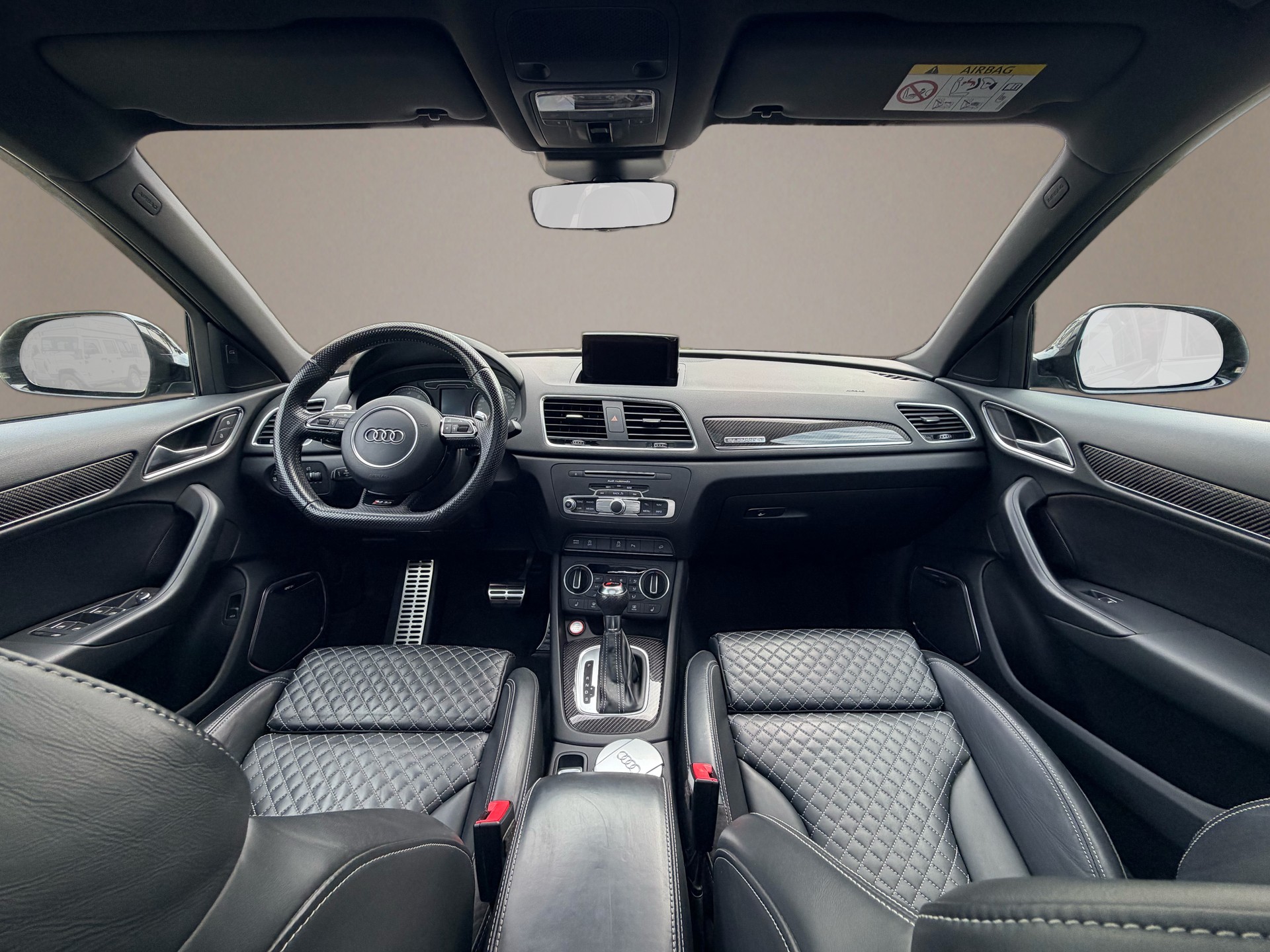 AUDI RS Q3 2.5 TFSI performance quattro S-tronic-image-13