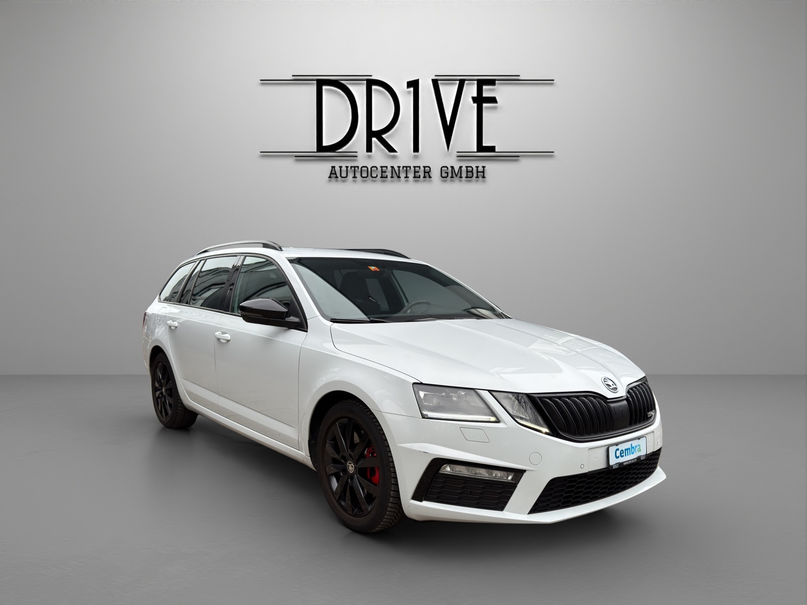 SKODA Octavia Combi 2.0 TSI RS DSG-image-2