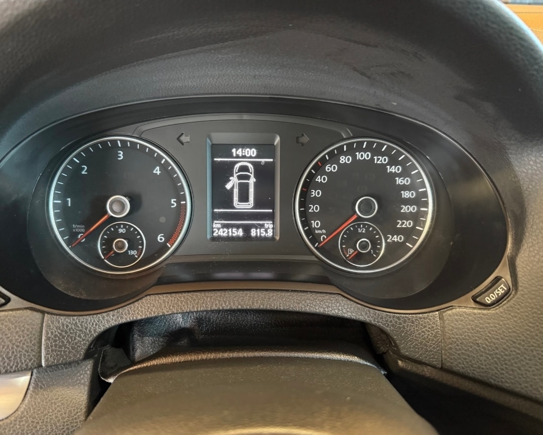 VW Sharan 2.0 TDI BMT Comfortline 4Motion DSG-image-11