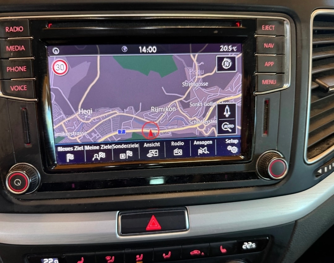 VW Sharan 2.0 TDI BMT Comfortline 4Motion DSG-image-13