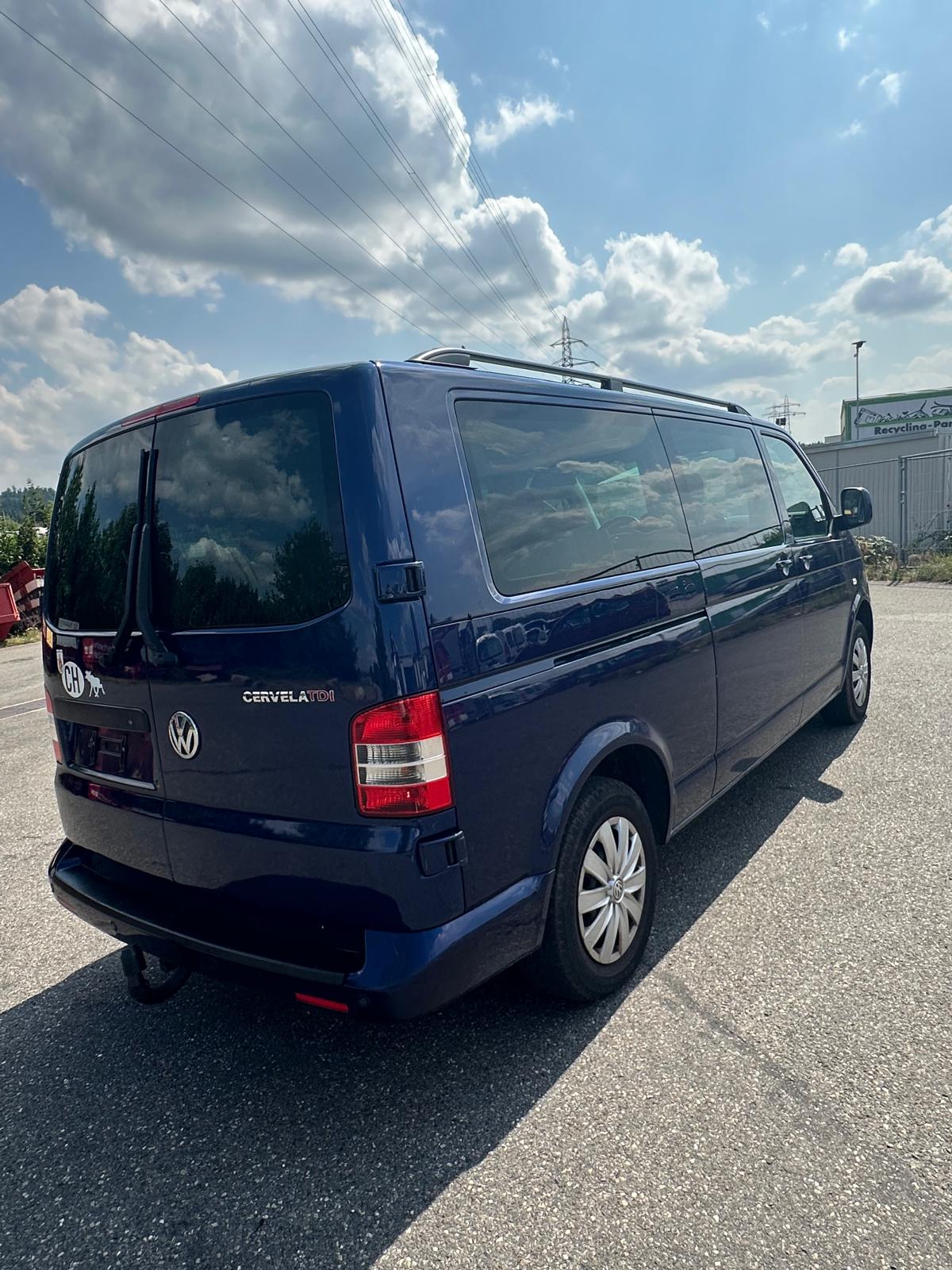 VW Caravelle-image-7