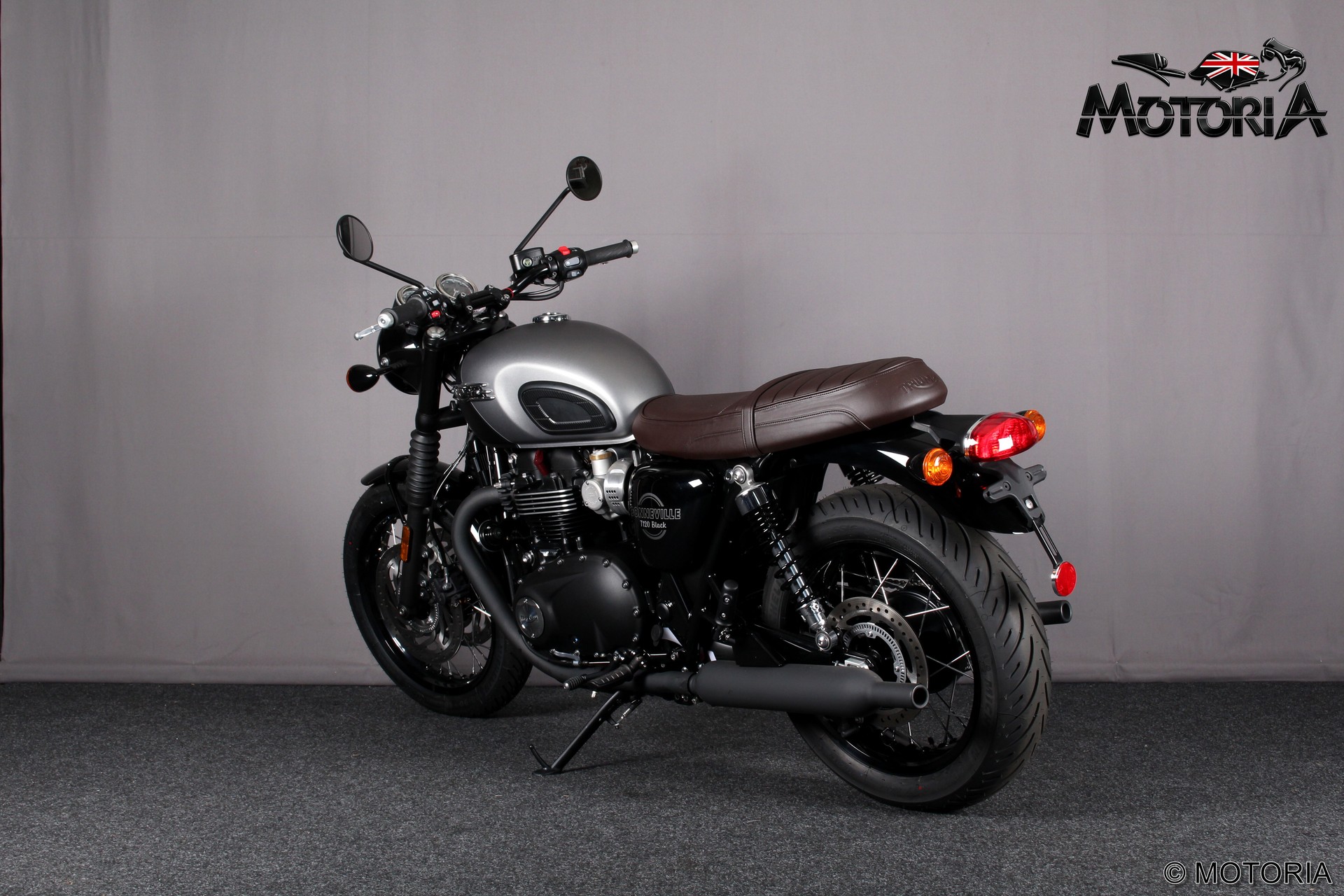 TRIUMPH Bonneville T120 Black (MY26 35kW / 58kW)-image-4