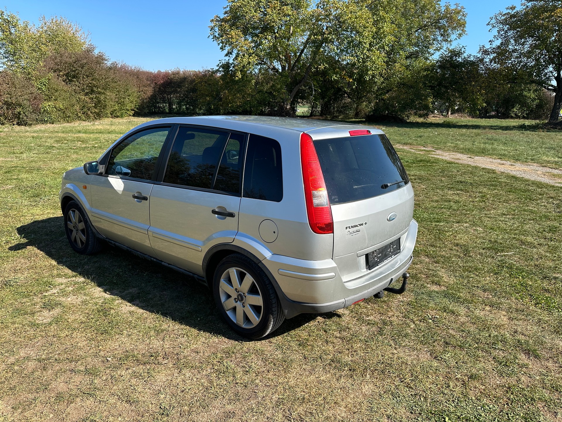 FORD Fusion 1.6 16V Trend-image-5