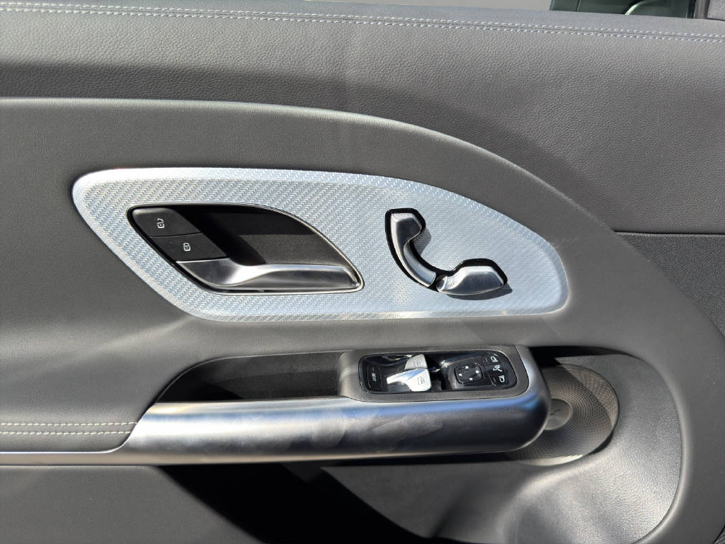 MERCEDES-BENZ GLB 220 4matic-image-12