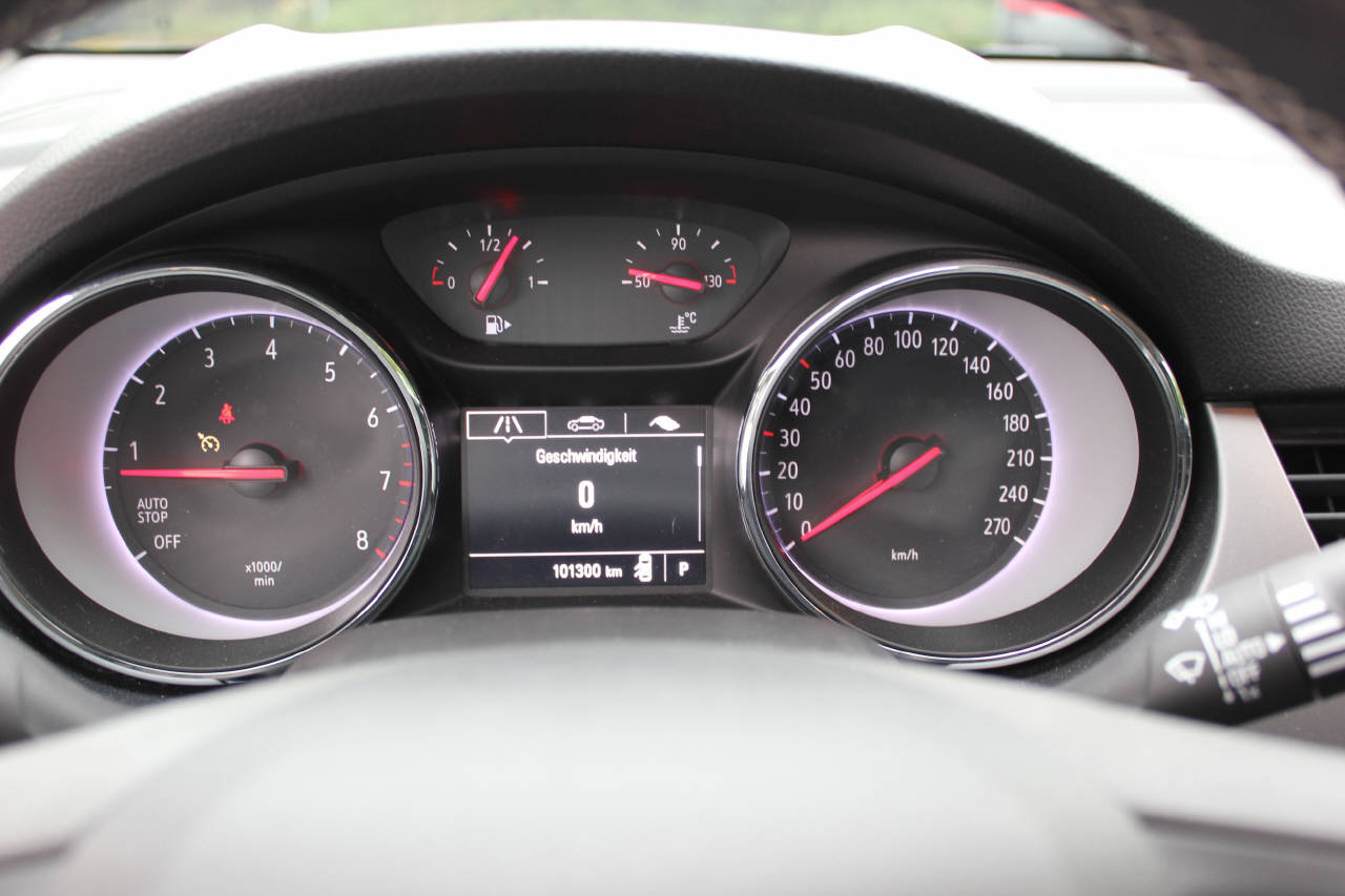 OPEL Astra Sports Tourer 1.4 T 150 eTEC Enjoy S/S-image-9