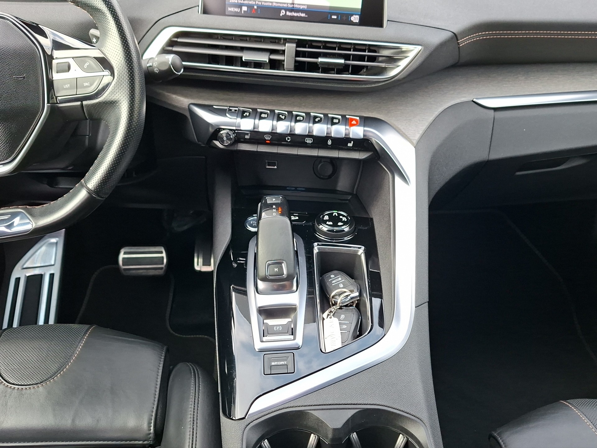 PEUGEOT 5008 2.0 BlueHDi GT EAT-image-15