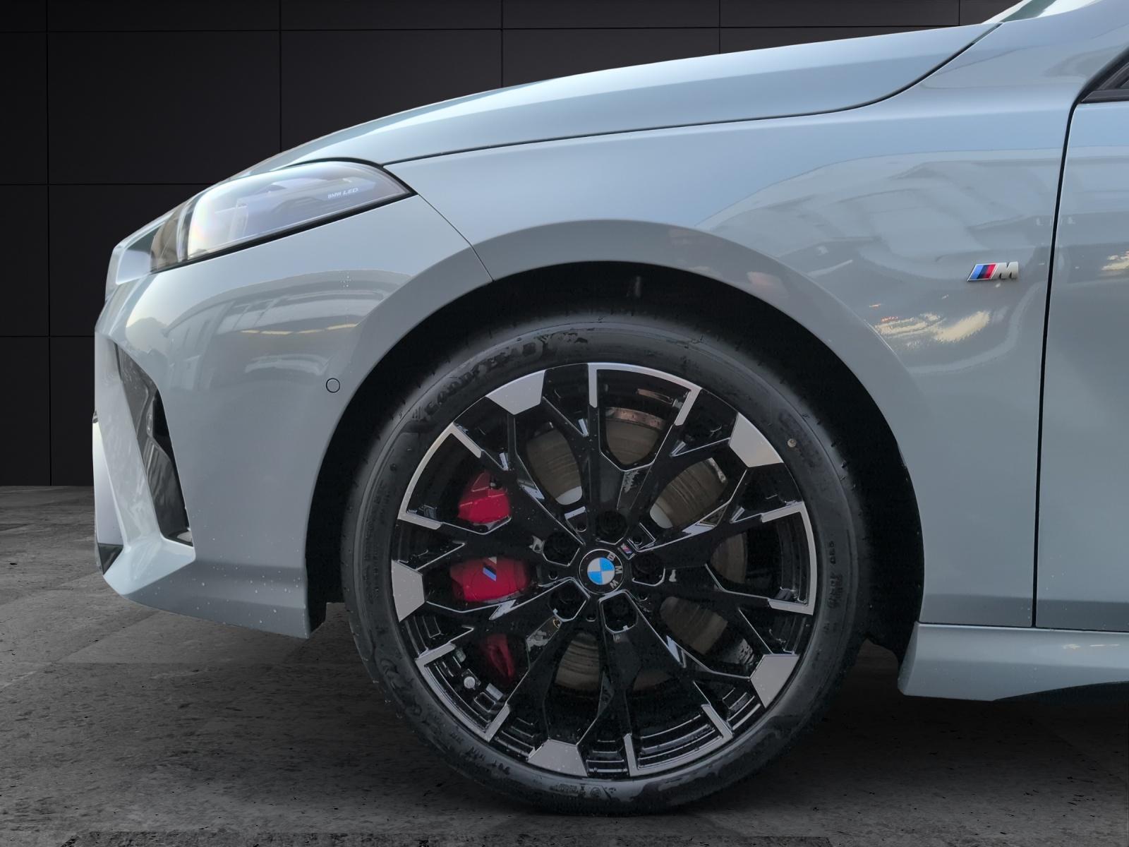 BMW 1er Reihe F70 M135i xDrive-image-8