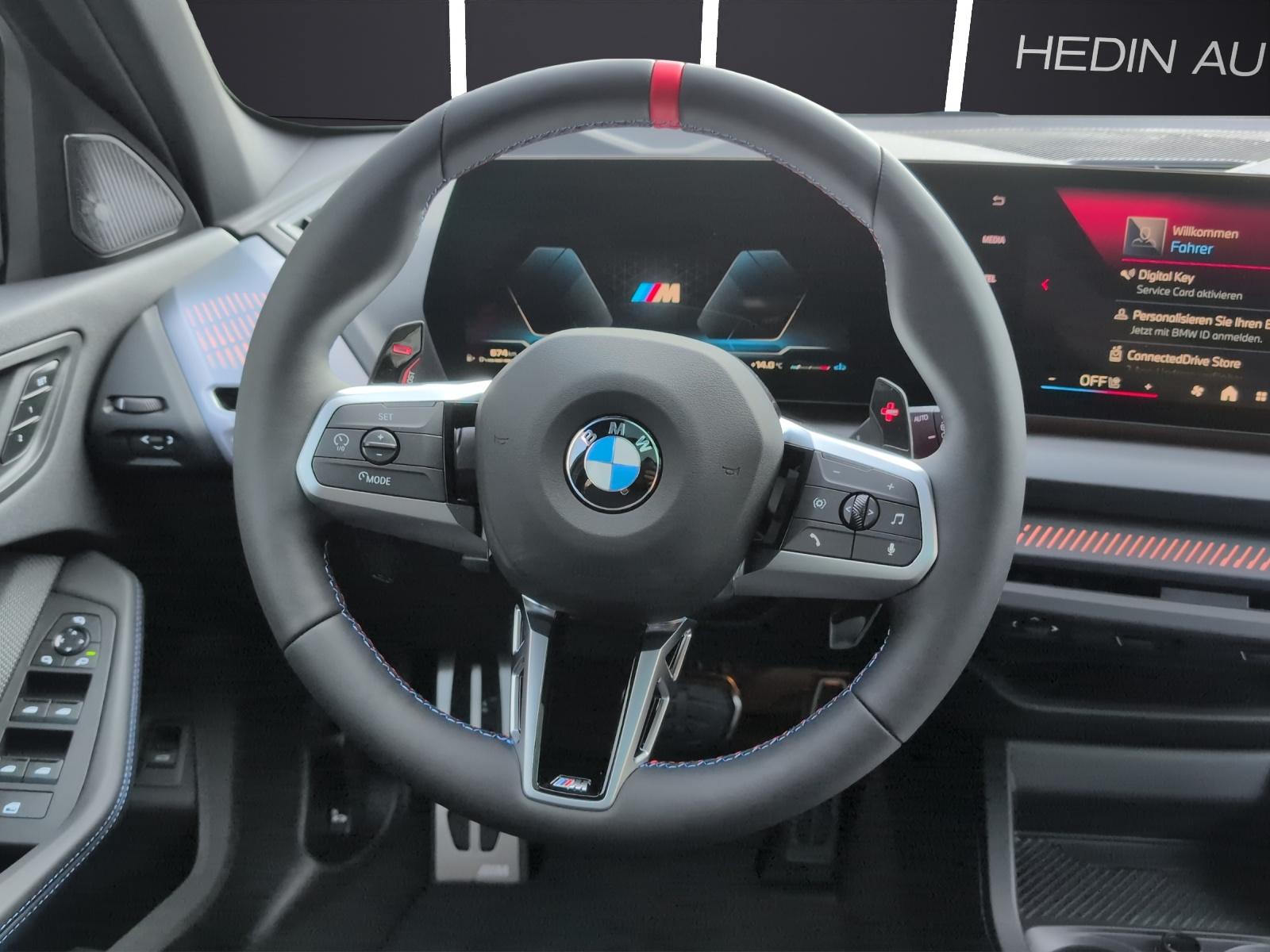 BMW 1er Reihe F70 M135i xDrive-image-15