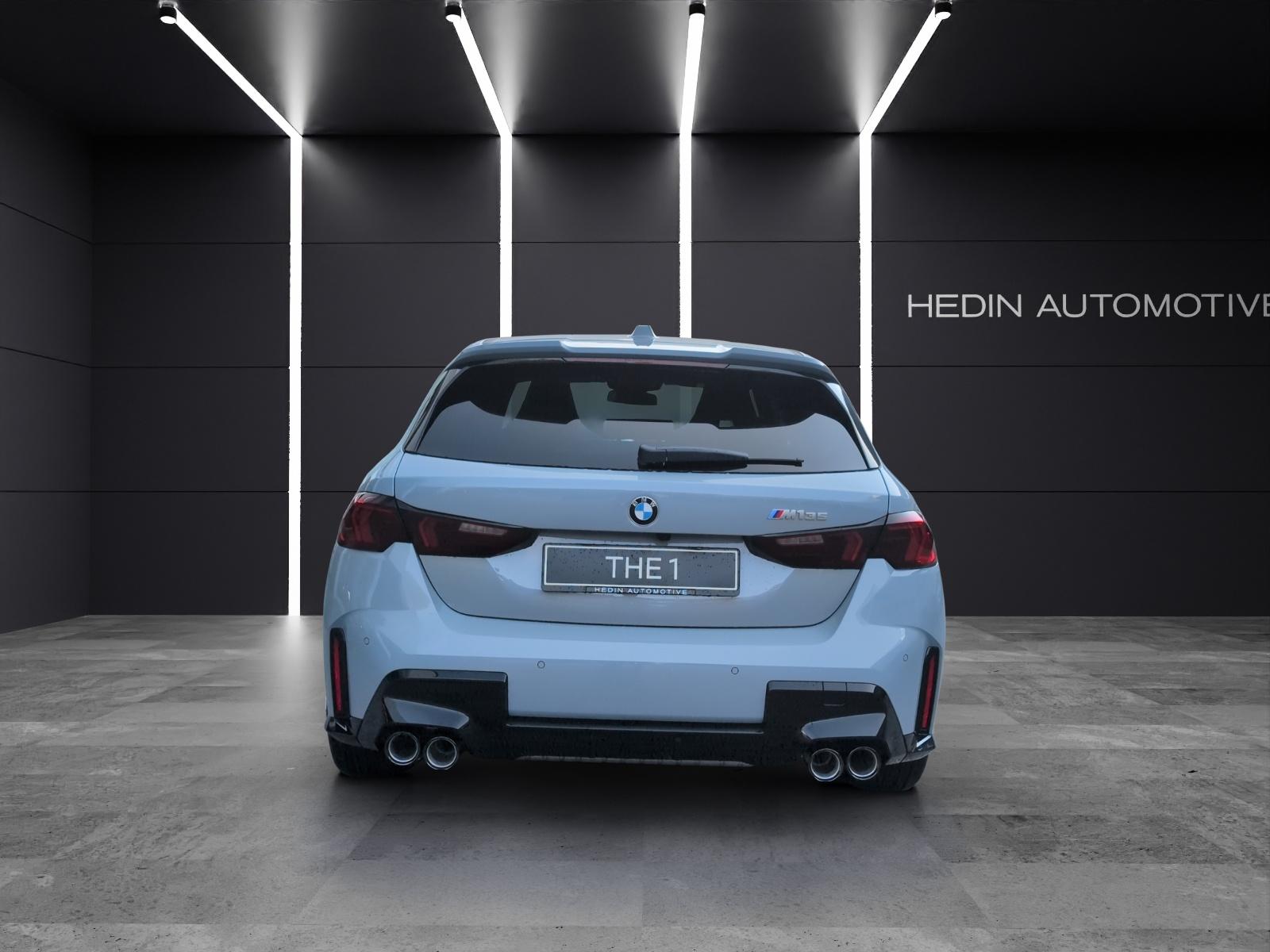 BMW 1er Reihe F70 M135i xDrive-image-3