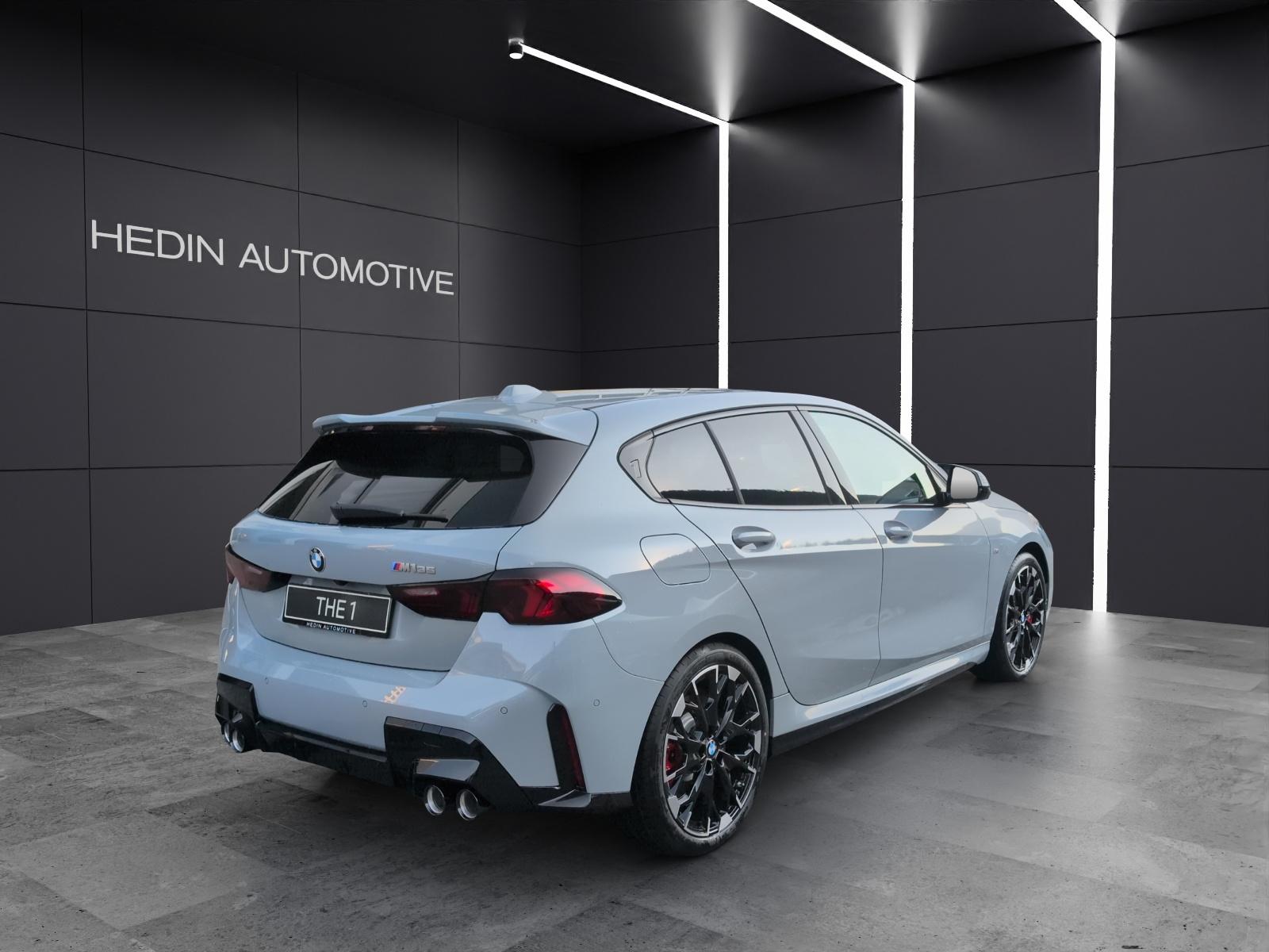 BMW 1er Reihe F70 M135i xDrive-image-4