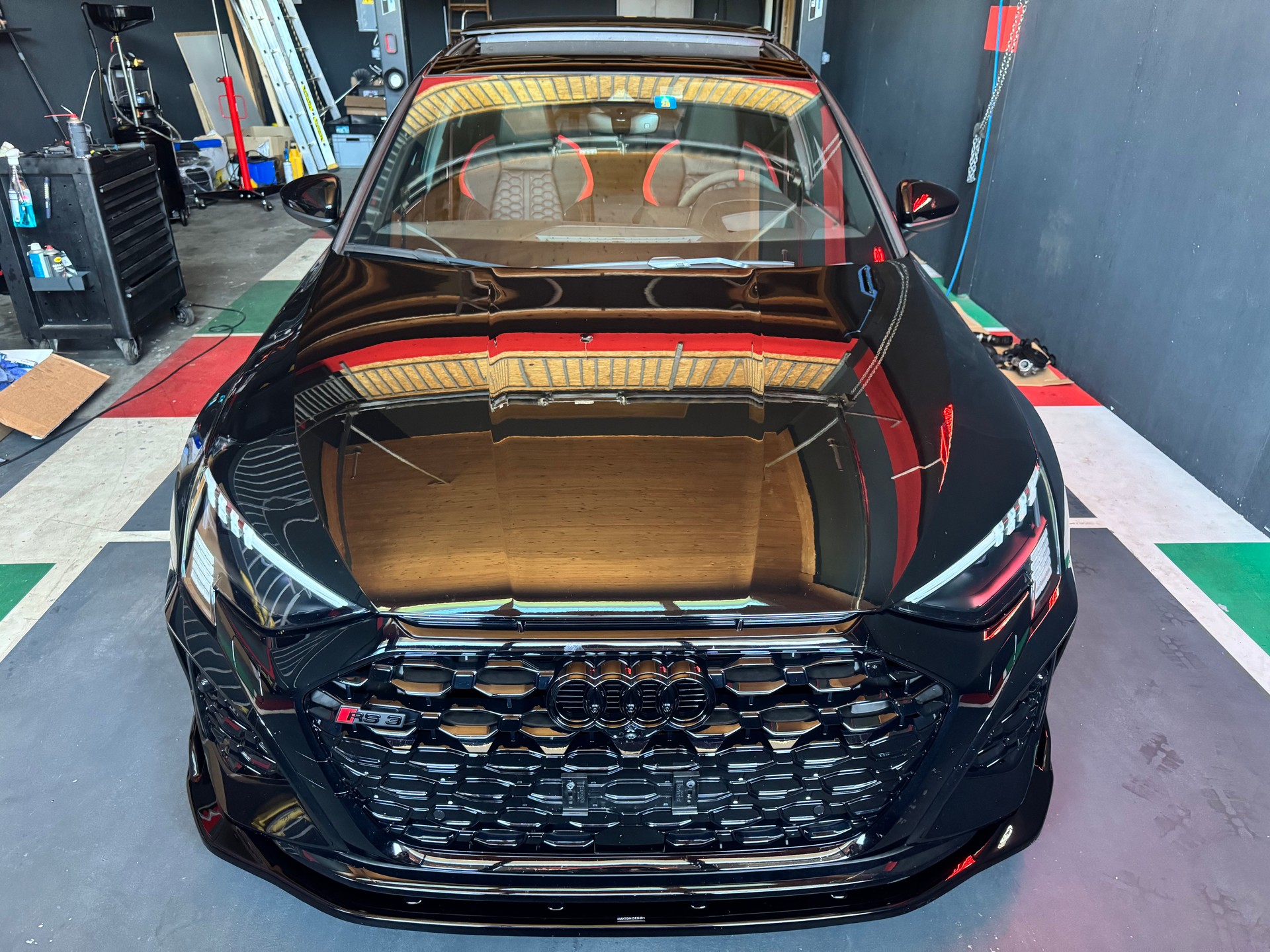 AUDI RS3 Sportback 2.5 TSI quattro S-tronic-image-4