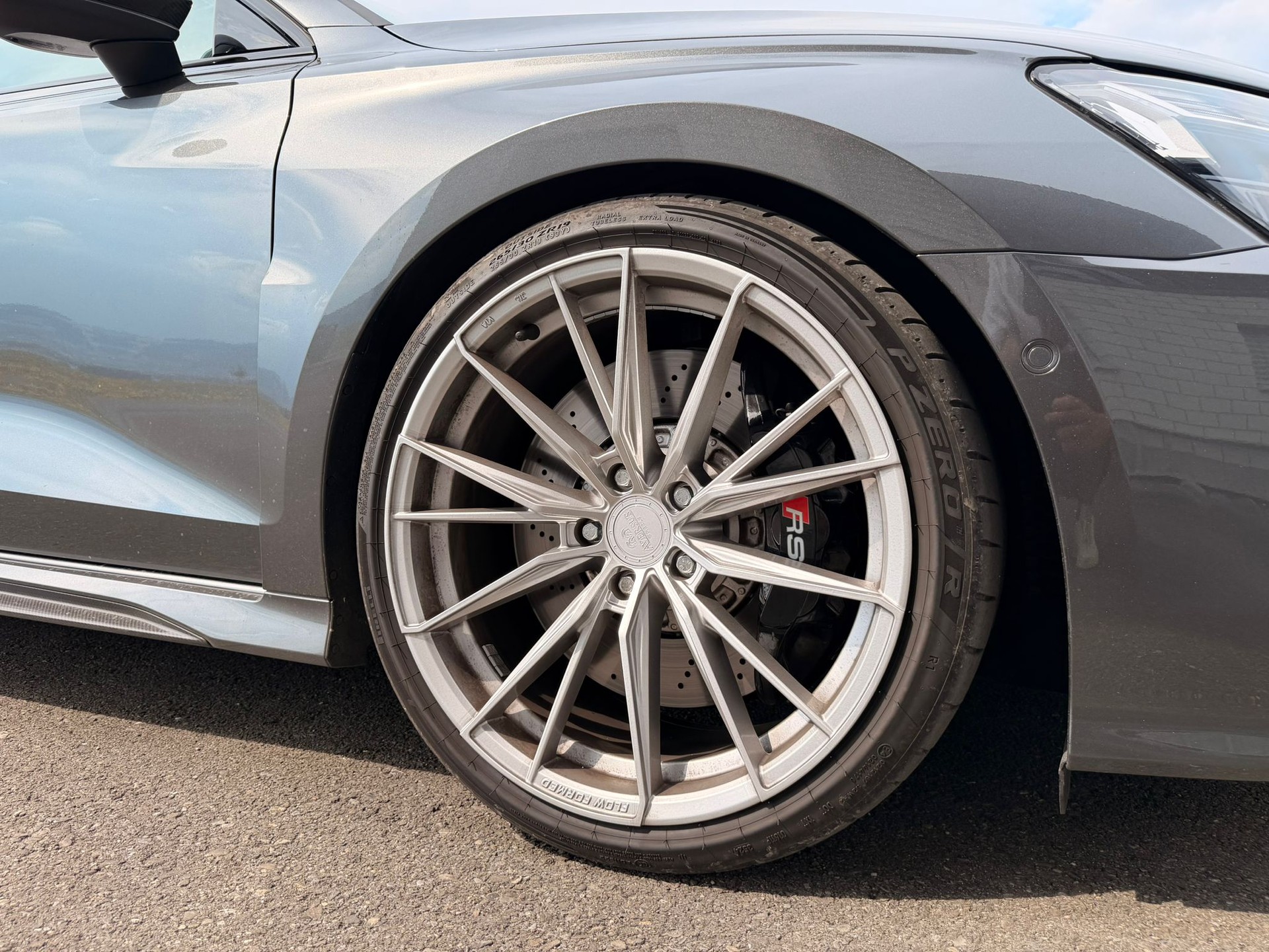 AUDI RS3 Sportback 2.5 TSI quattro S-tronic-image-7