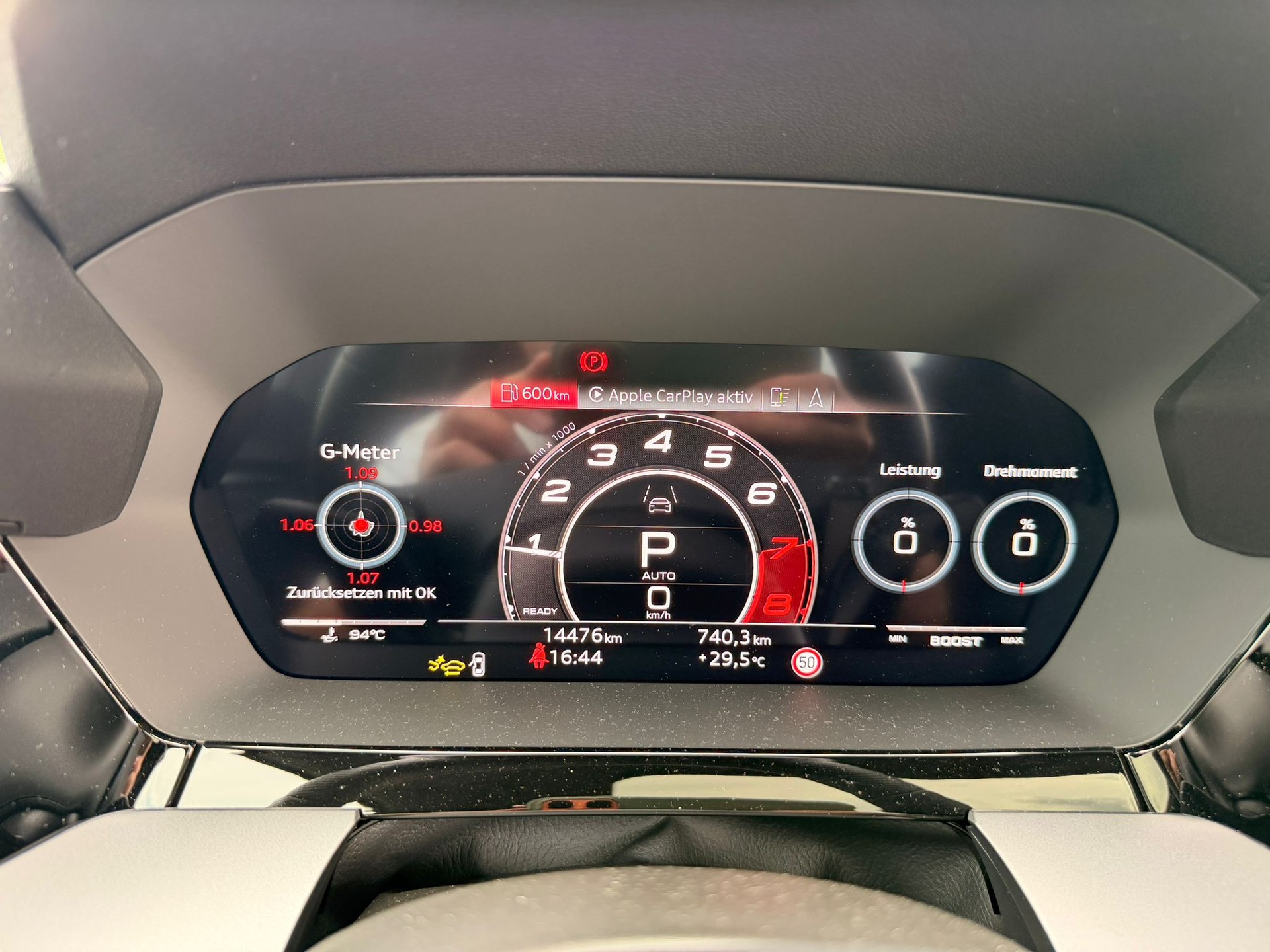AUDI RS3 Sportback 2.5 TSI quattro S-tronic-image-9
