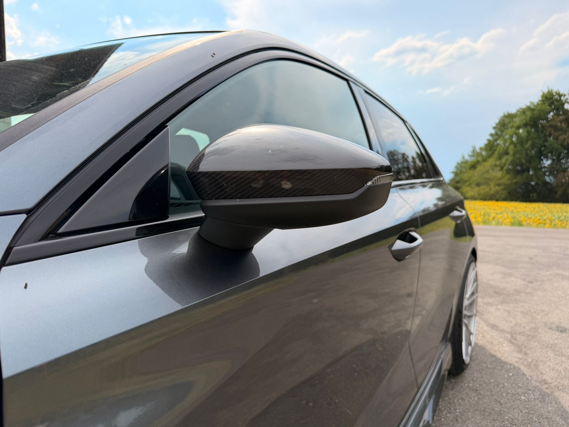 AUDI RS3 Sportback 2.5 TSI quattro S-tronic-image-1