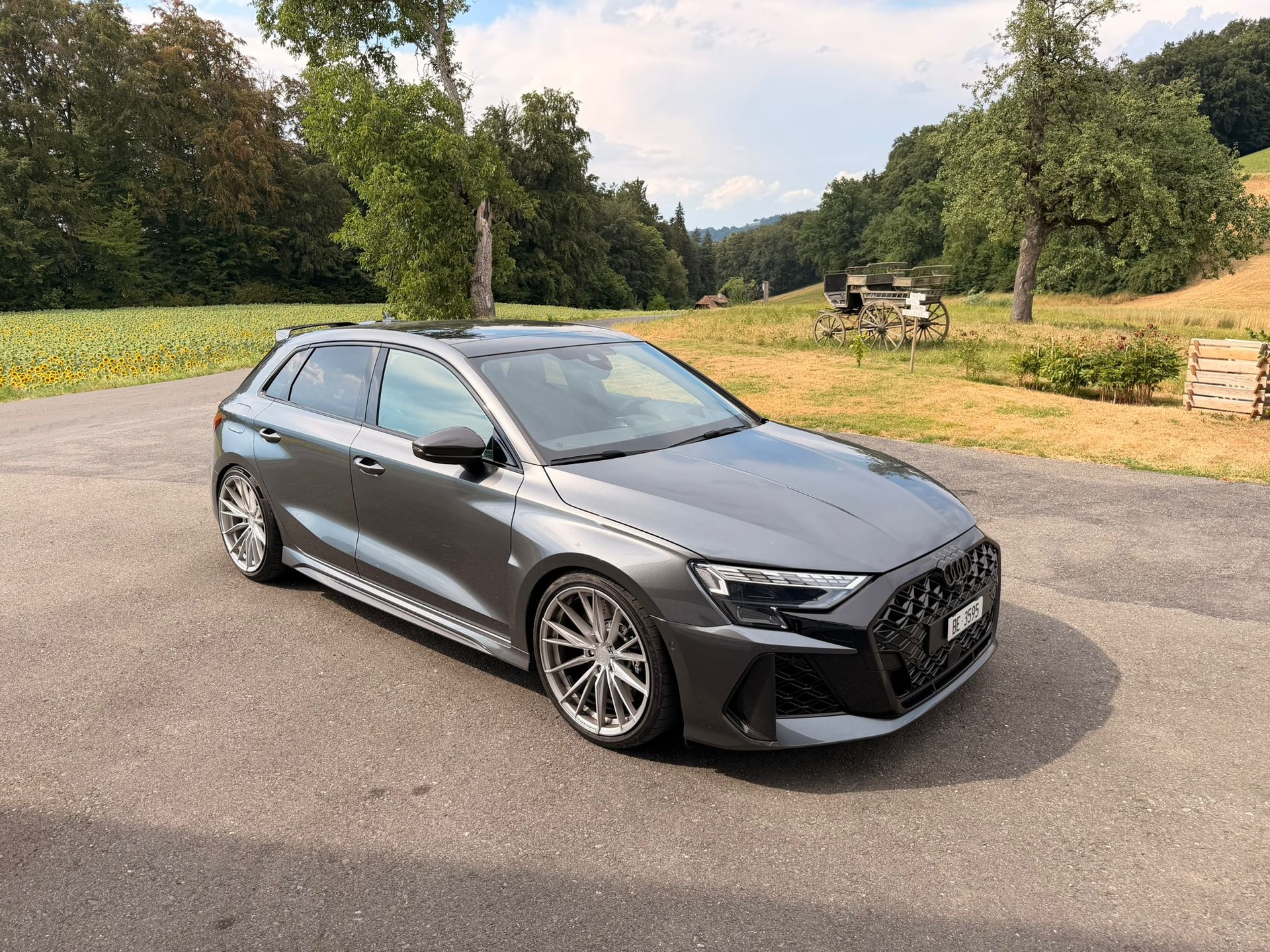 AUDI RS3 Sportback 2.5 TSI quattro S-tronic-image-0