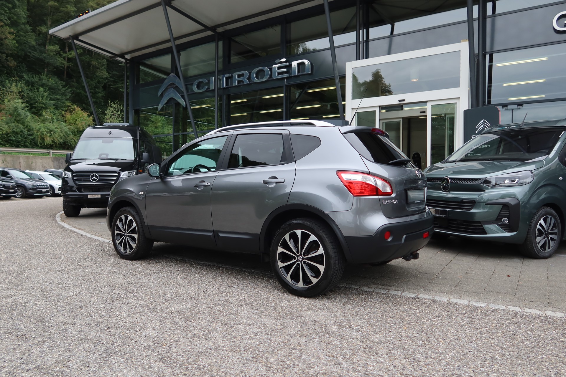 NISSAN Qashqai 2.0 acenta-image-4