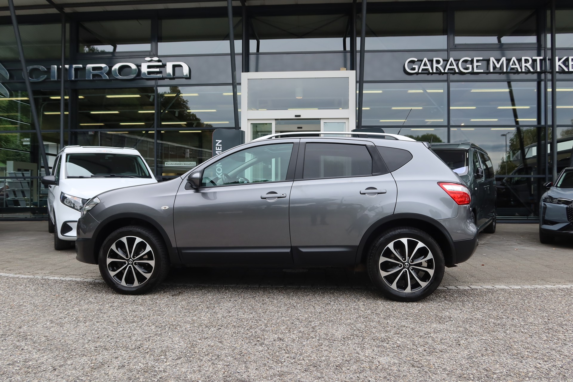 NISSAN Qashqai 2.0 acenta-image-2