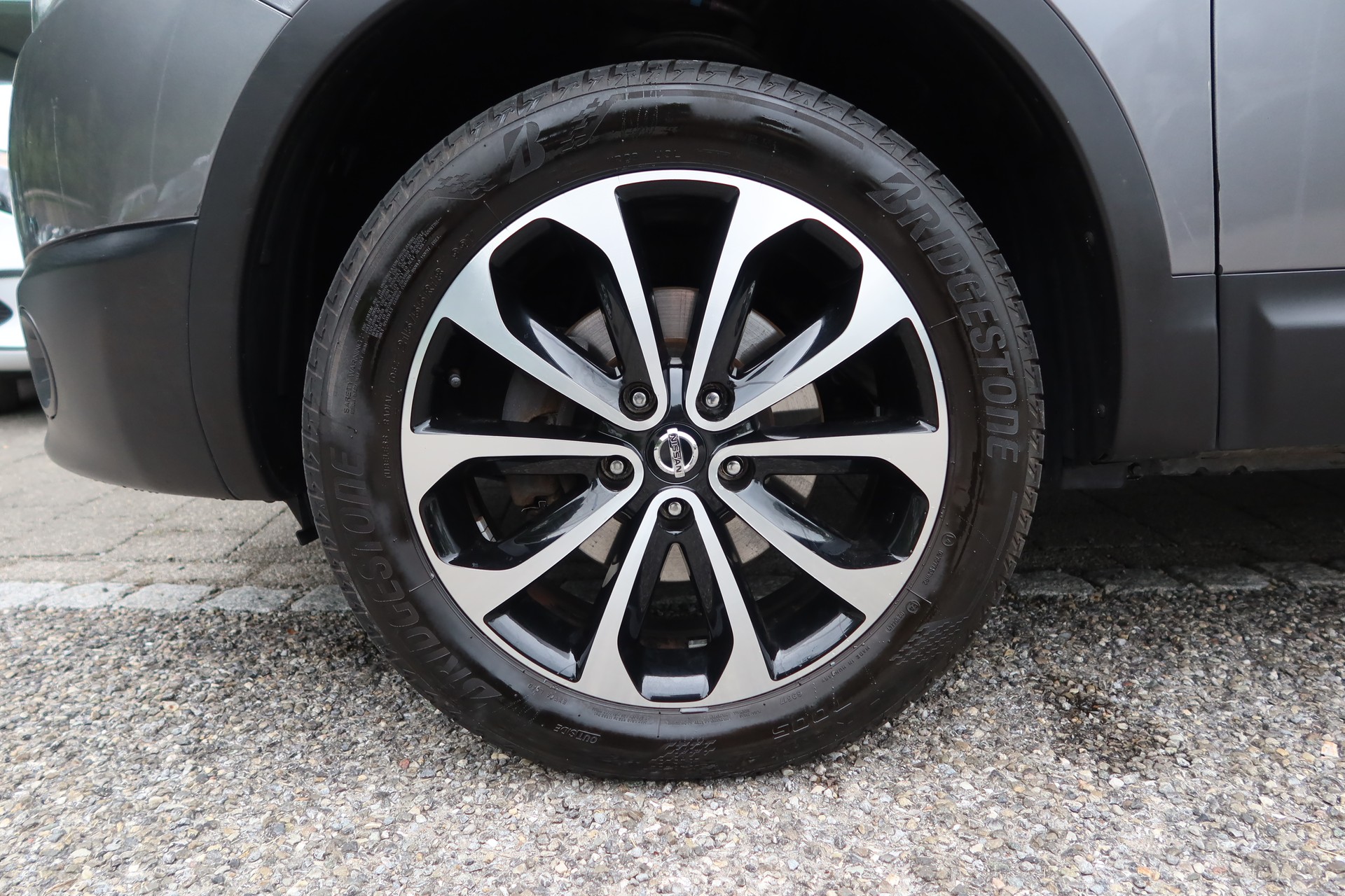 NISSAN Qashqai 2.0 acenta-image-7