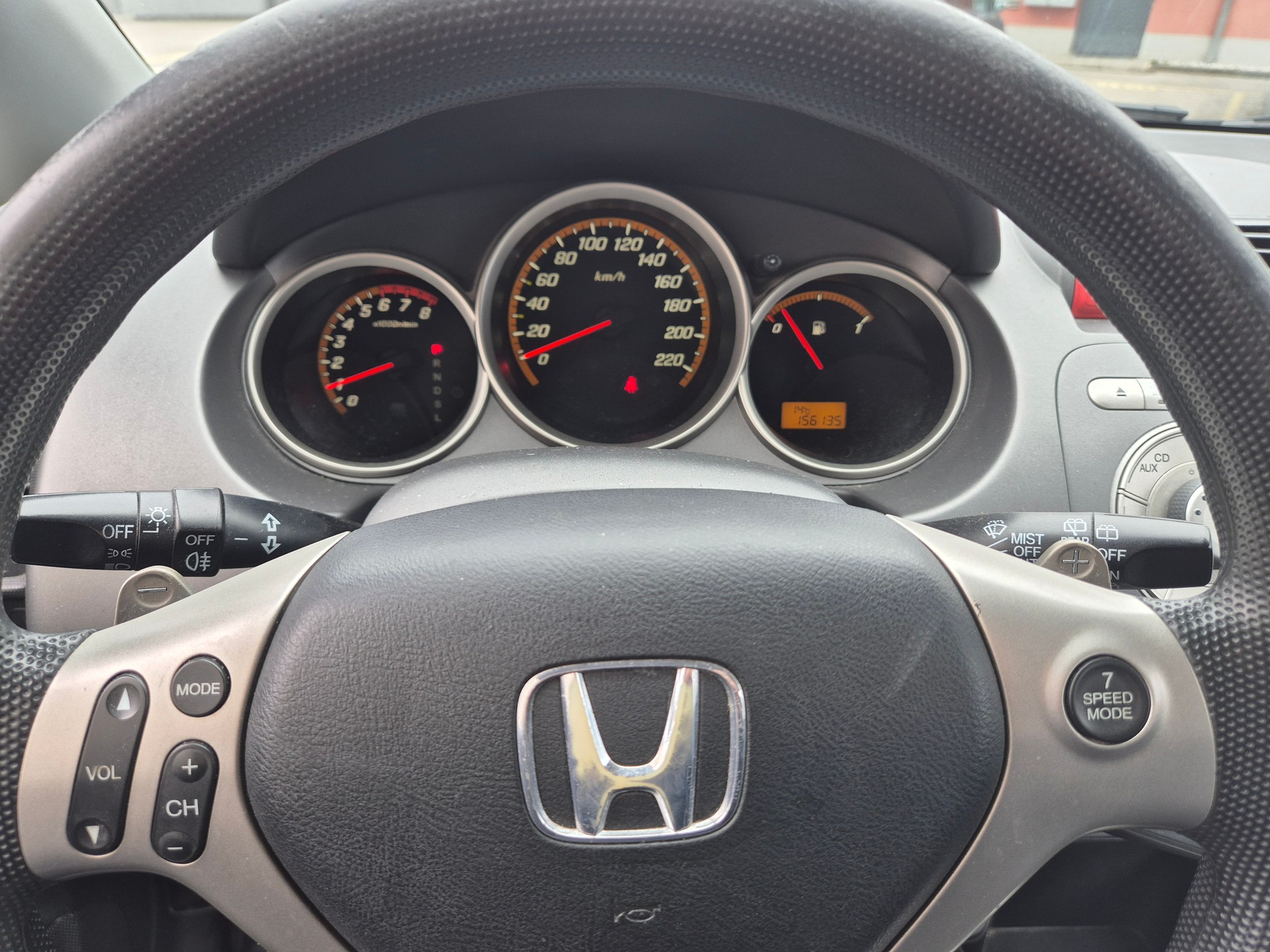 HONDA JAZZ 1.4 ES-image-4