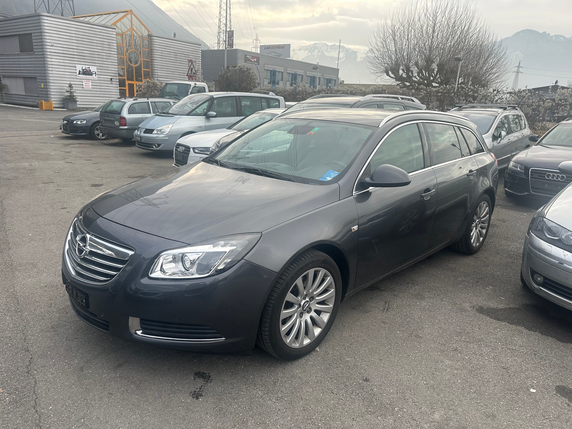 OPEL Insignia Sports Tourer 2.0 Turbo Cosmo Automatic-image-0