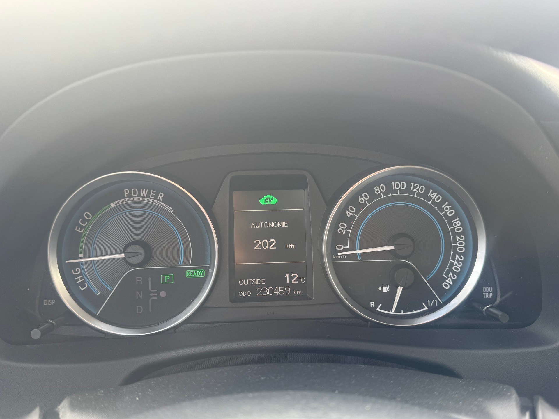 TOYOTA Auris Touring Sports 1.8 16V HSD Linea Luna-image-11