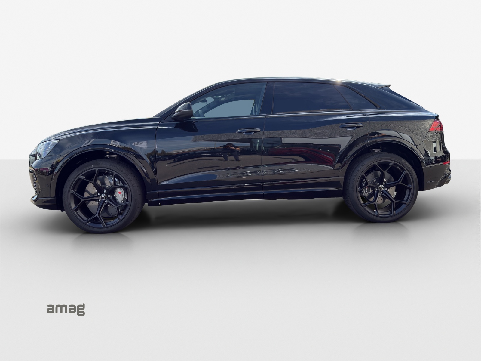 AUDI RSQ8 performance quattro-image-1