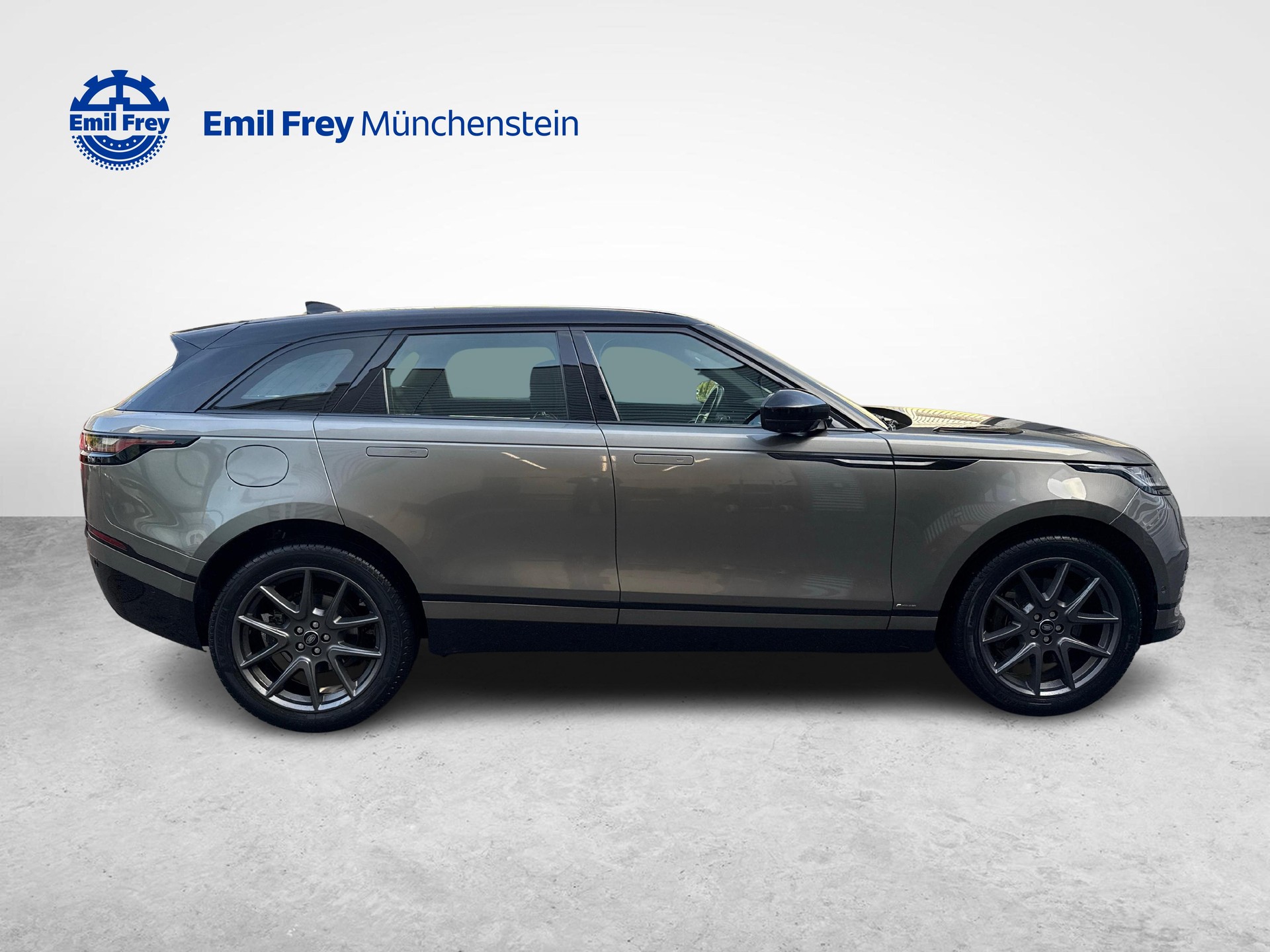 LAND ROVER Range Rover Velar 3.0 D I6 300 R-Dynamic HSE-image-5