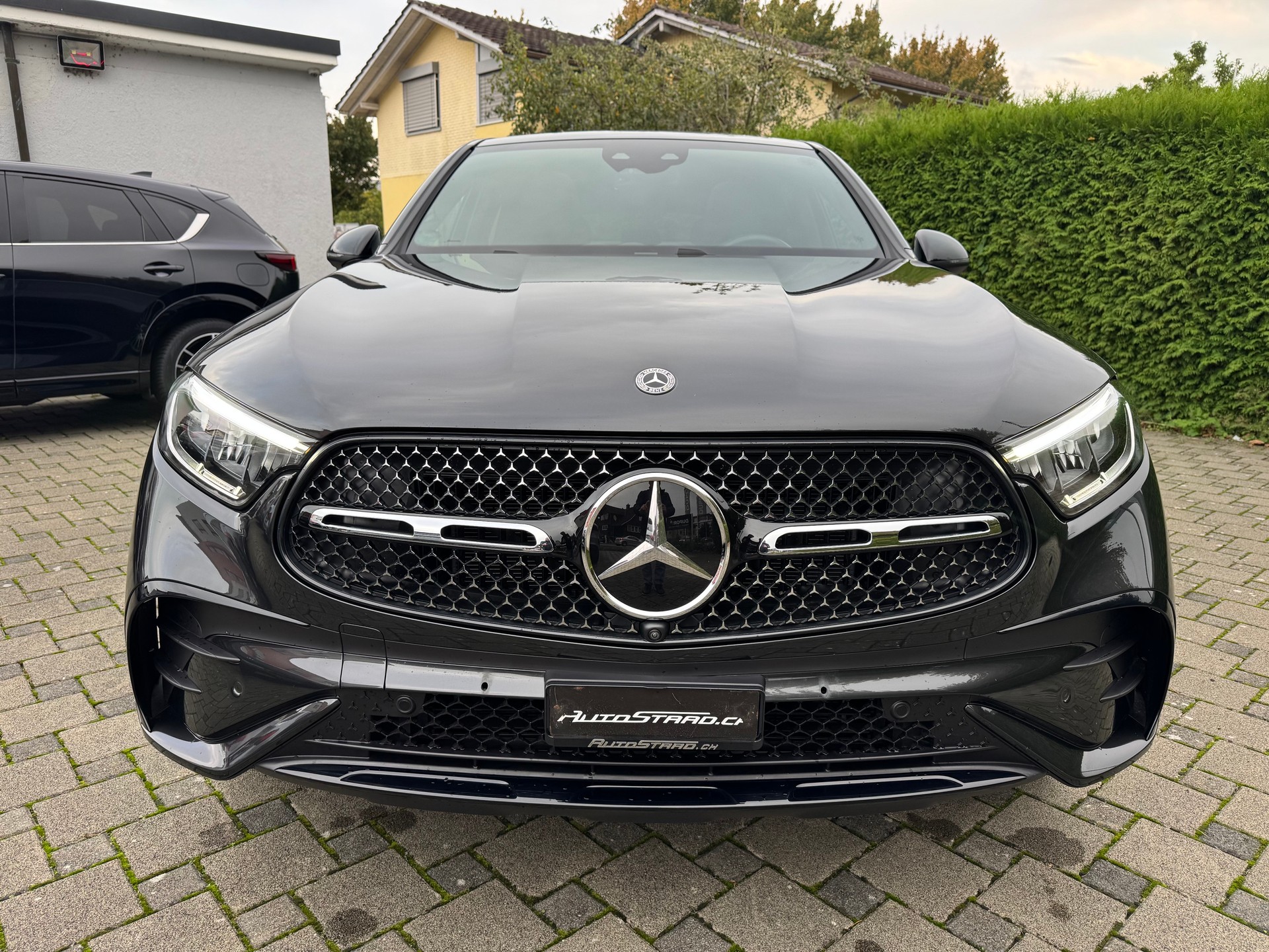 MERCEDES-BENZ GLC Coupé 220 d AMG Line 4Matic 9G-Tronic-image-1