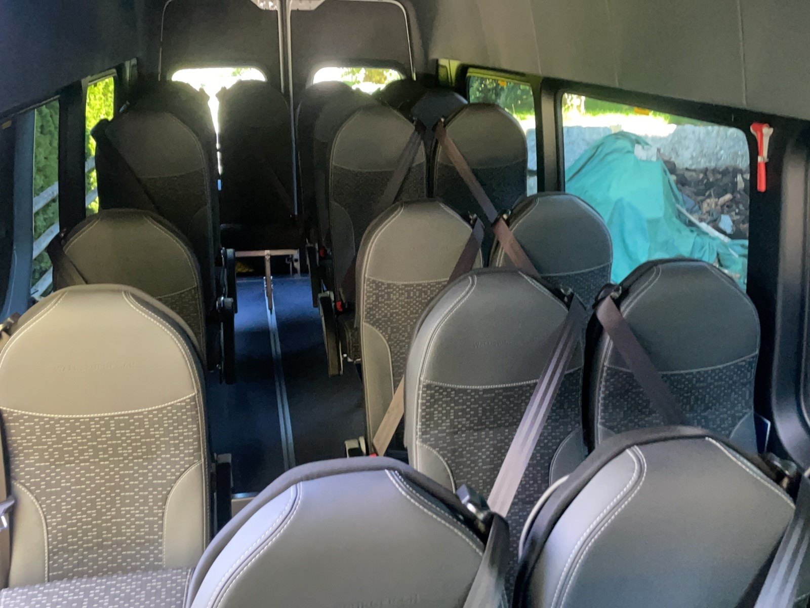 MERCEDES-BENZ Sprinter 519 CDI Extralang 9G-TRONIC 4x4-image-7
